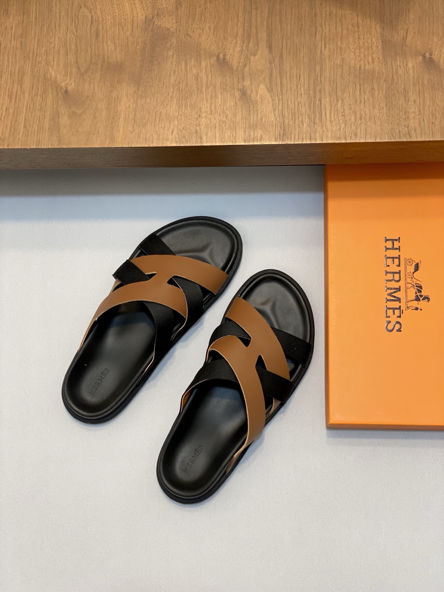 Hermès Men's Chypre Sandal Leather Upper Rubber Sole Slides Slippers 3 i1742923851867 842 0 1