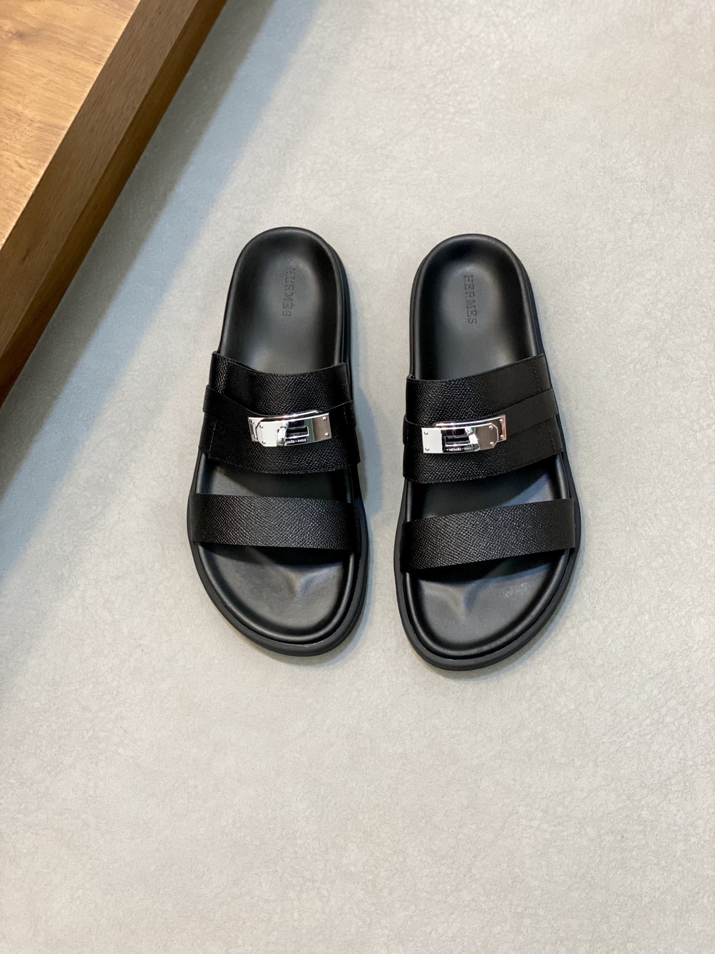 Hermes Men's Black Leather Sandals With Silver-Tone Hardware, Size 39-44 1 Hermes Men's Black Leather Sandals With Silver-Tone Hardware, Size 39-44