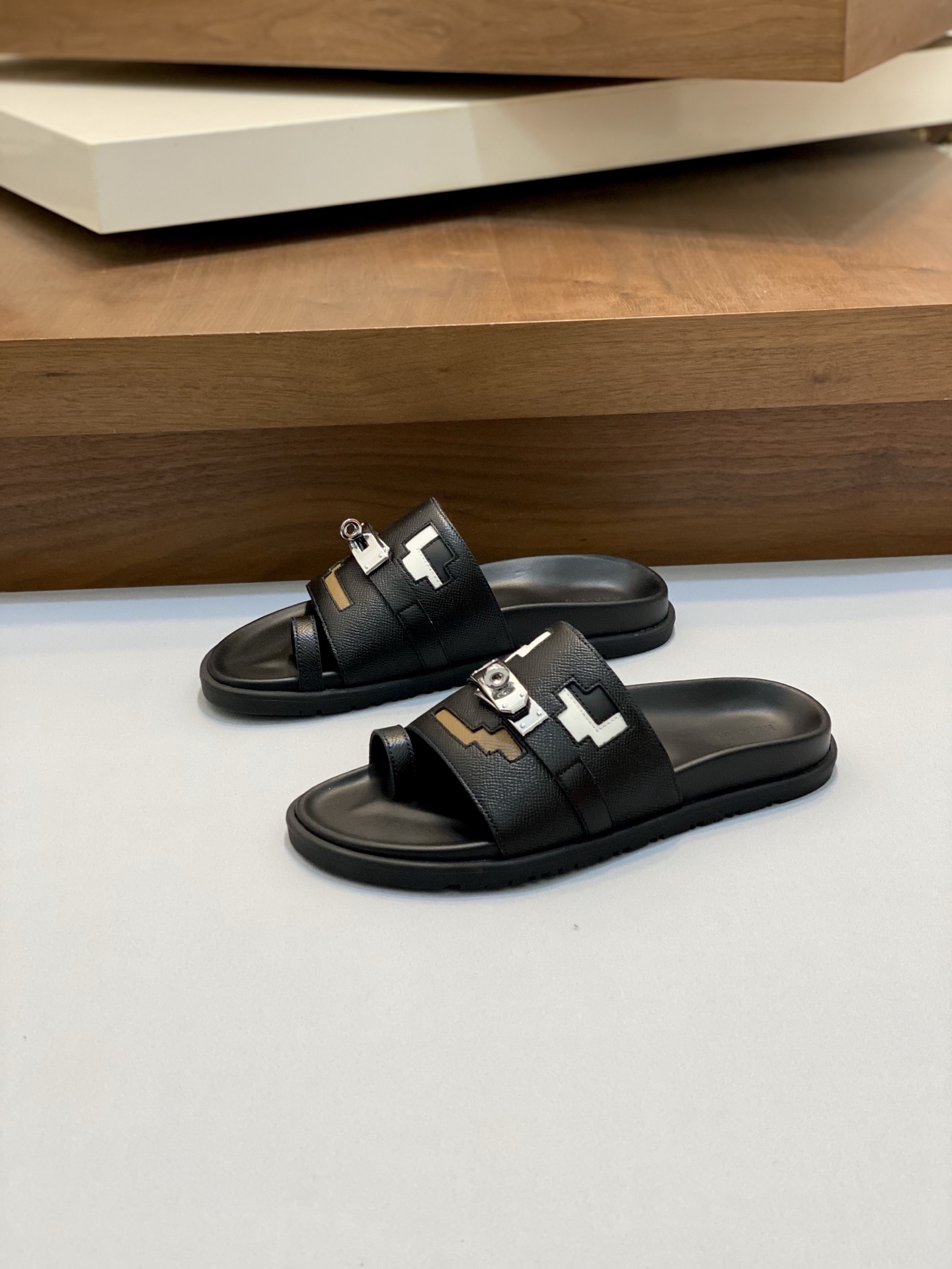 Elegant Leather Slides for Men | Comfortable & Stylish Sandals, Black, Size 39-44 4 i1742923961412 9045 0 2
