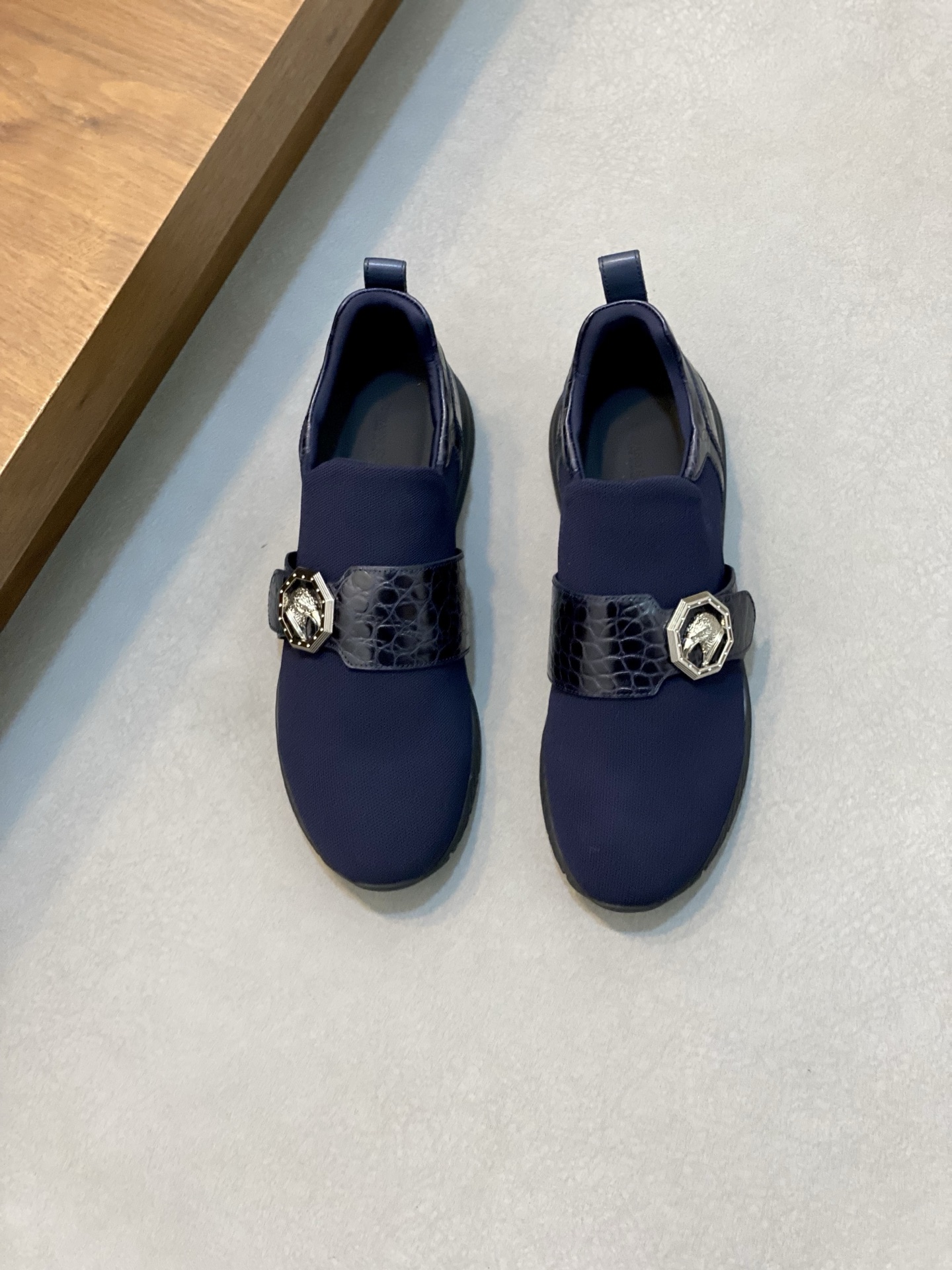 NO:222829,New 2025!  Original quality! Stefano Ricci / Stephen Law Nich Men's sneakers, using imported original breathable mesh with stone-patterned cowhide, the leather is soft and delicate, the workmanship is in place, the original design of the sole is excellent for comfort!  Size 39-44 (customized for 45), Stephen-casual shoes, sneakers, cowhide198609092025新款！原版品质!Stefano Ricci / 史蒂芬劳.尼治男士运动鞋,采用进口原版透气网布配石头纹牛皮,皮质柔软细腻,做工细节到位,鞋底原版设计,舒适度极好！尺码39-44 码（45定做）,史蒂芬-休闲鞋,sneakers,cowhide,Men's shoes