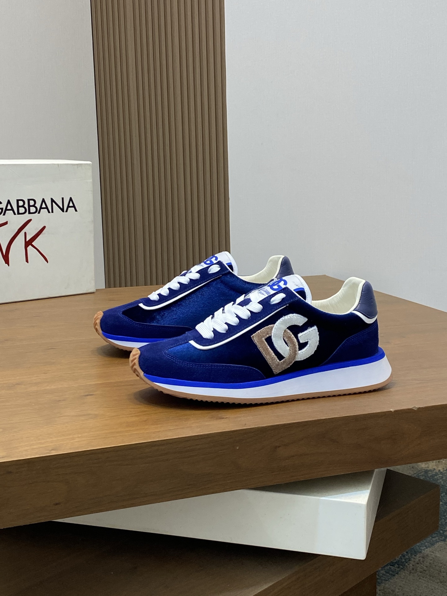 --Nuevo--Dolce&Gabbana--DG de gama alta de los hombres zapatos deportivo-casual. Mostrador superior 