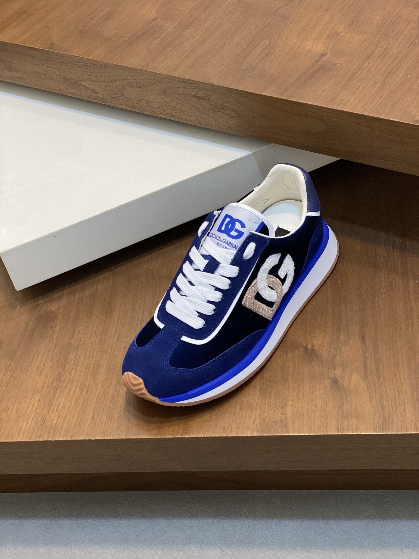 --Nuevo--Dolce&Gabbana--DG de gama alta de los hombres zapatos deportivo-casual. Mostrador superior 