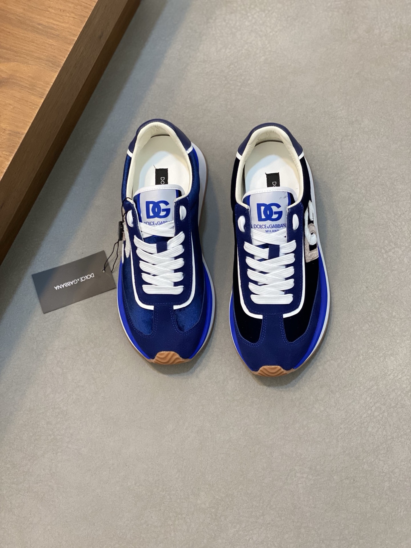 --Nuevo--Dolce&Gabbana--DG de gama alta de los hombres zapatos deportivo-casual. Mostrador superior 