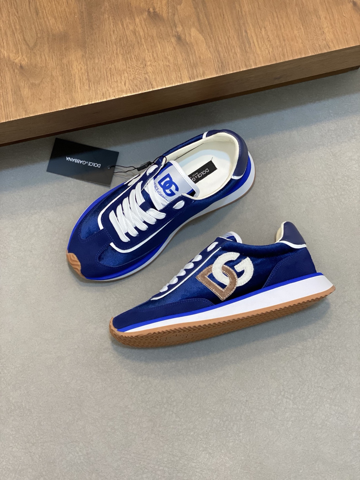 --Nuevo--Dolce&Gabbana--DG de gama alta de los hombres zapatos deportivo-casual. Mostrador superior 