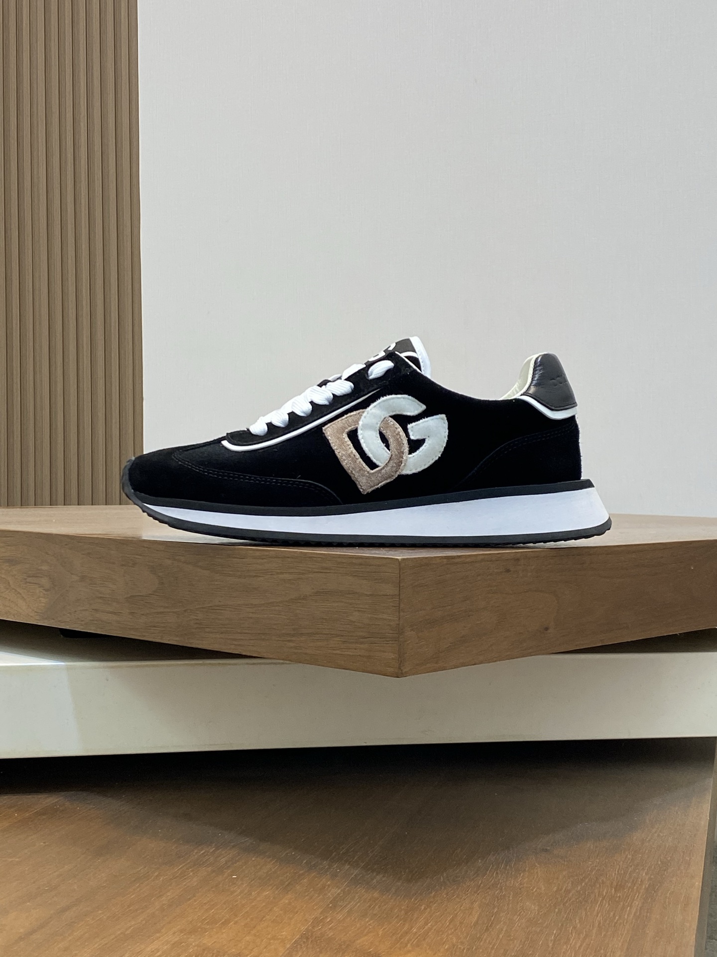 --Nuevo--Dolce&Gabbana--DG de gama alta de los hombres zapatos deportivo-casual. Mostrador superior 