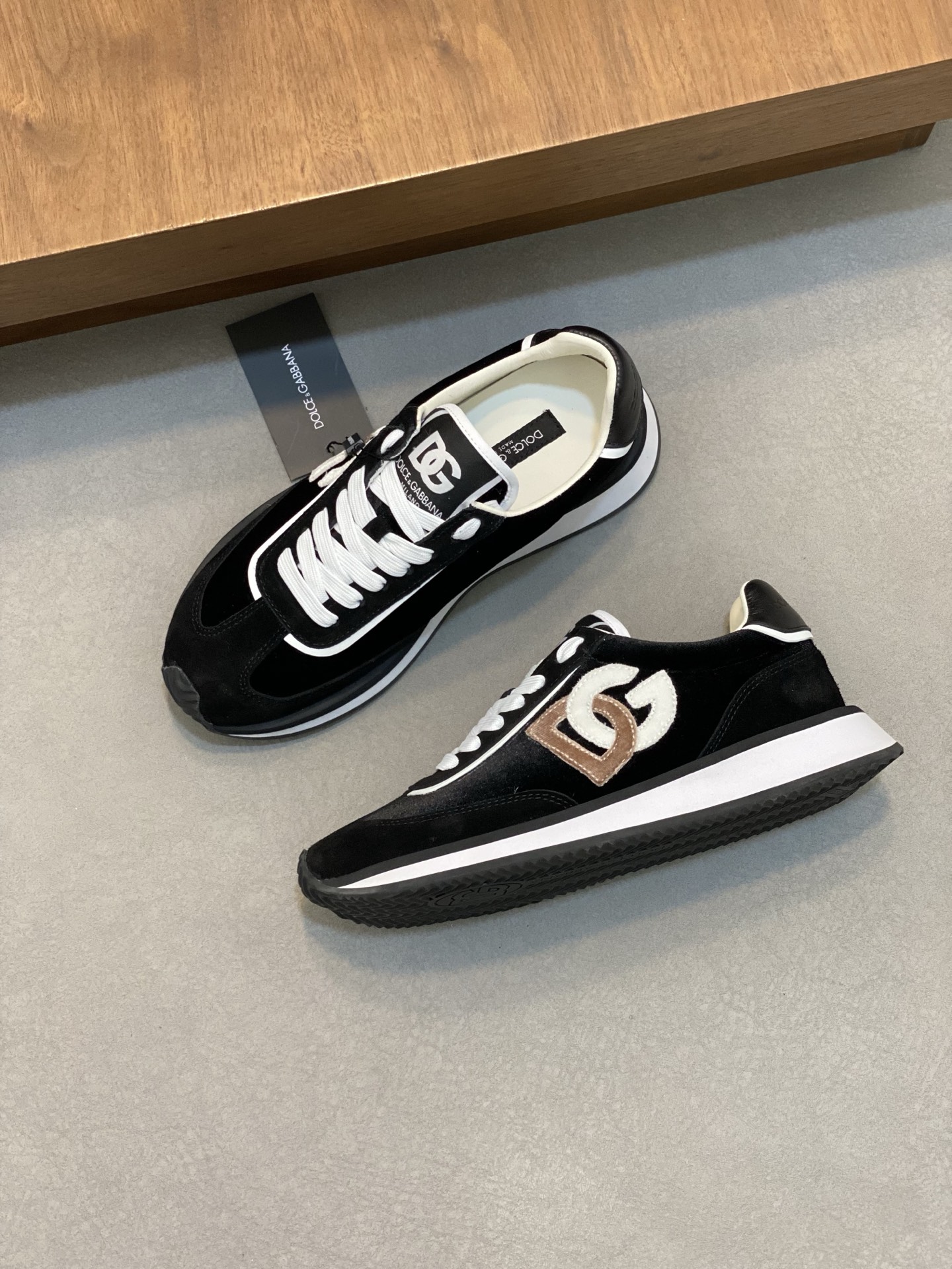 --Nuevo--Dolce&Gabbana--DG de gama alta de los hombres zapatos deportivo-casual. Mostrador superior 