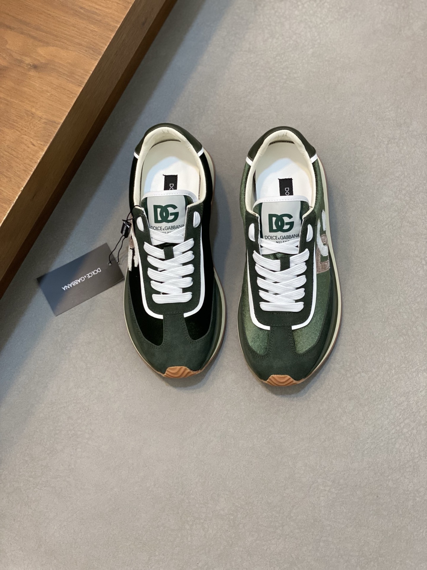 --Nuevo--Dolce&Gabbana--DG de gama alta de los hombres zapatos deportivo-casual. Mostrador superior 