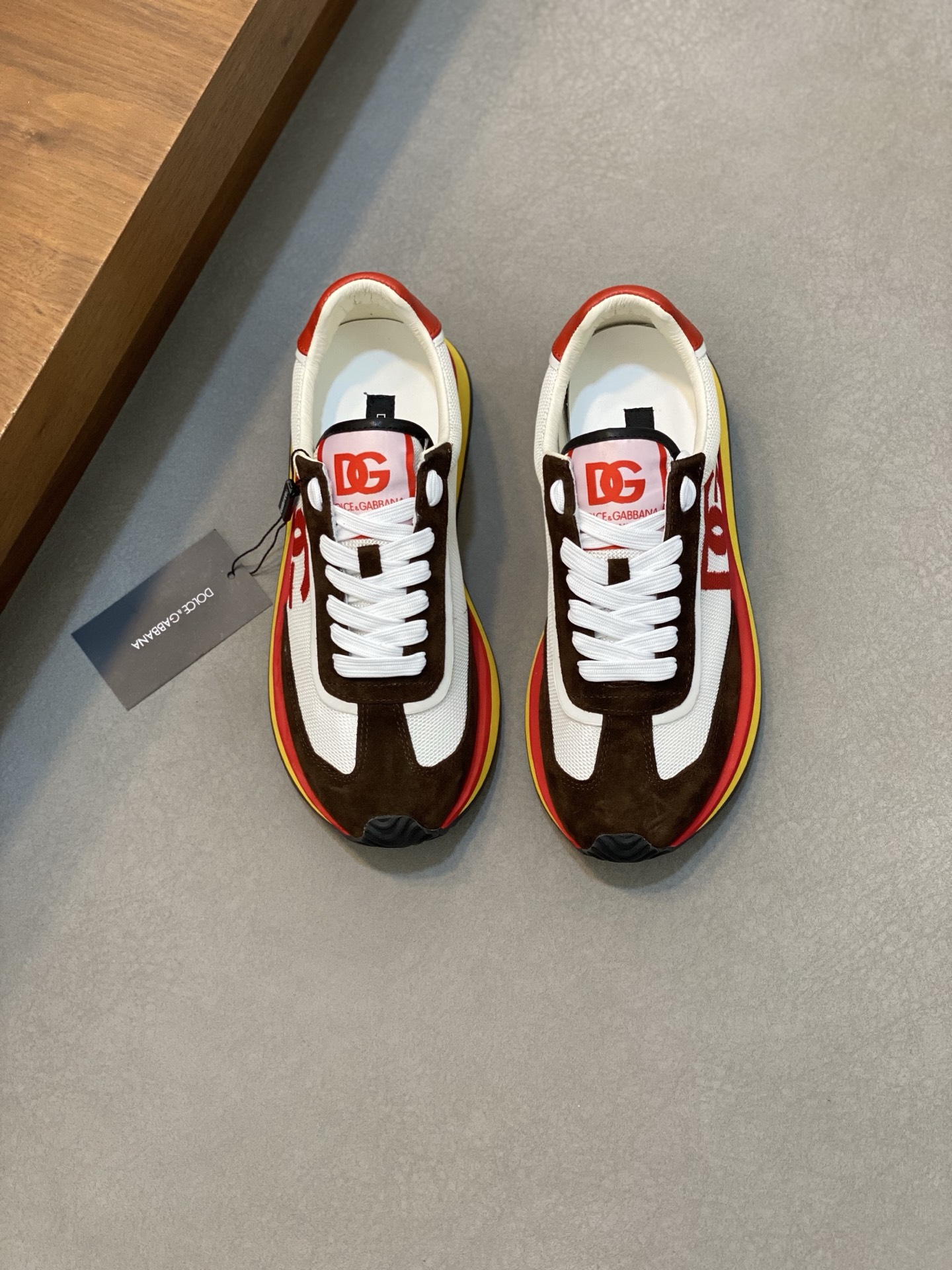--Nuevo--Dolce&Gabbana--DG de gama alta de los hombres zapatos deportivo-casual. Mostrador superior 