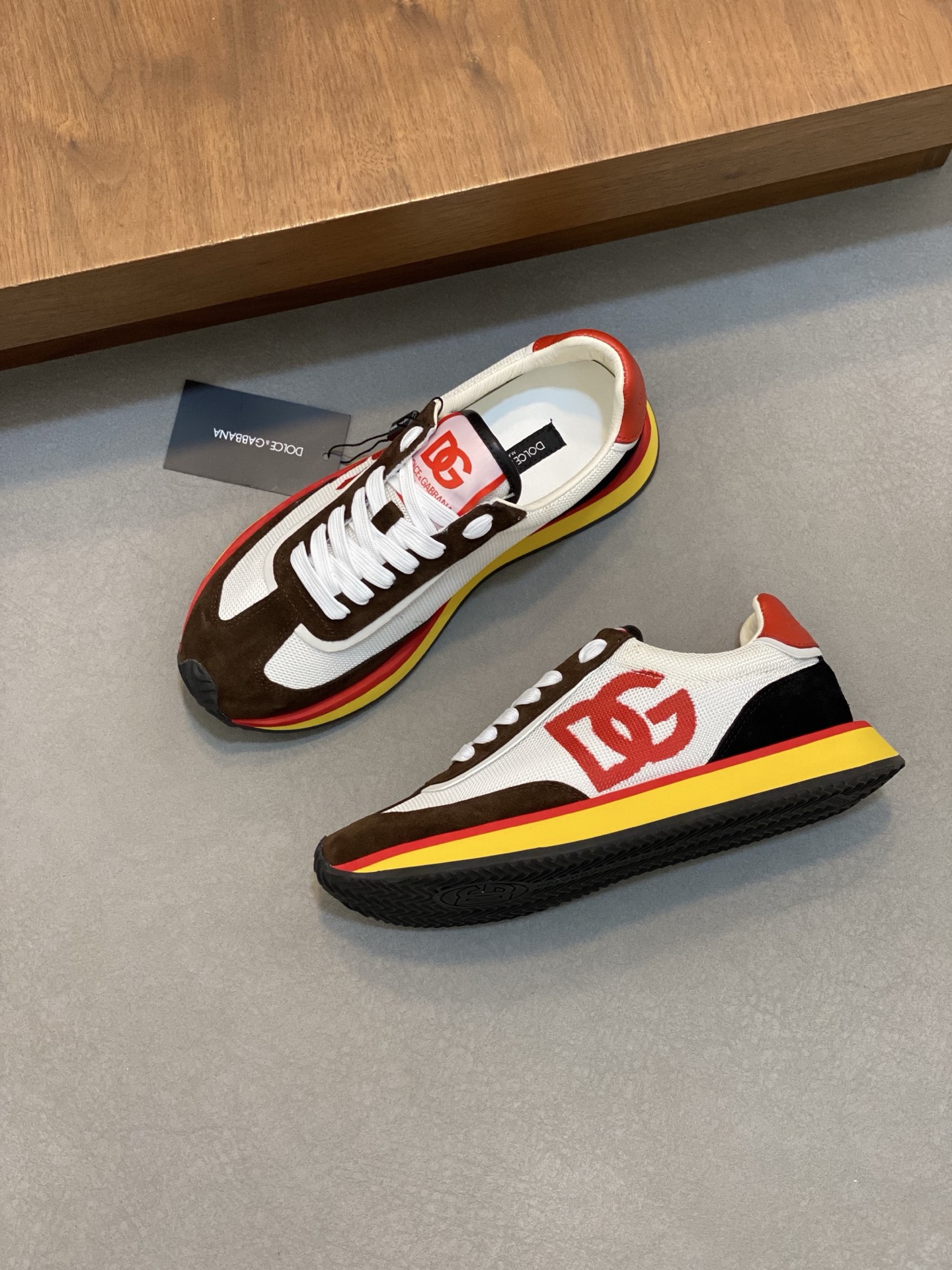 --Nuevo--Dolce&Gabbana--DG de gama alta de los hombres zapatos deportivo-casual. Mostrador superior 