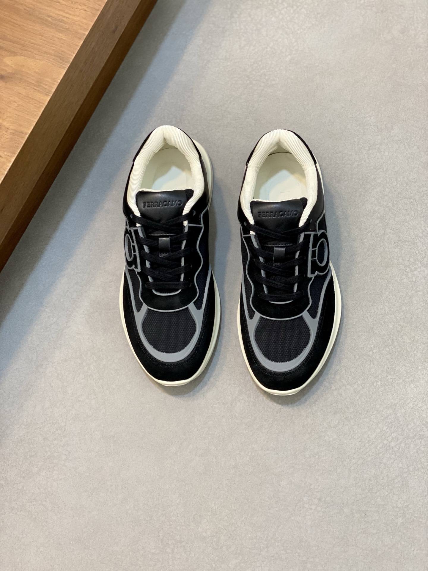 NO:222926,Brand Ferragamo Color original color matching Number 39-44 Customized 38.45 Price Material Ferragamo New product launch top version Original single quality regular shoe factory fashion trendy upper cowhide making luxury cowhide foot pad original Ferragamo outsole high-end quality worth owning, Ferragamo casual shoes, ferragamo, ferragamo, cowhide19860909品牌Ferragamo 颜色原版配色 码数39-44定做38.45 价格 材质菲拉格慕新品上市顶级版本 原单品质正规鞋厂出品时尚潮流范鞋面牛皮制作奢华牛皮垫脚原版菲拉格慕大底高端品质值得拥有,菲拉格慕 休闲鞋,ferragamo,ferragamo,cowhide,Men's shoes