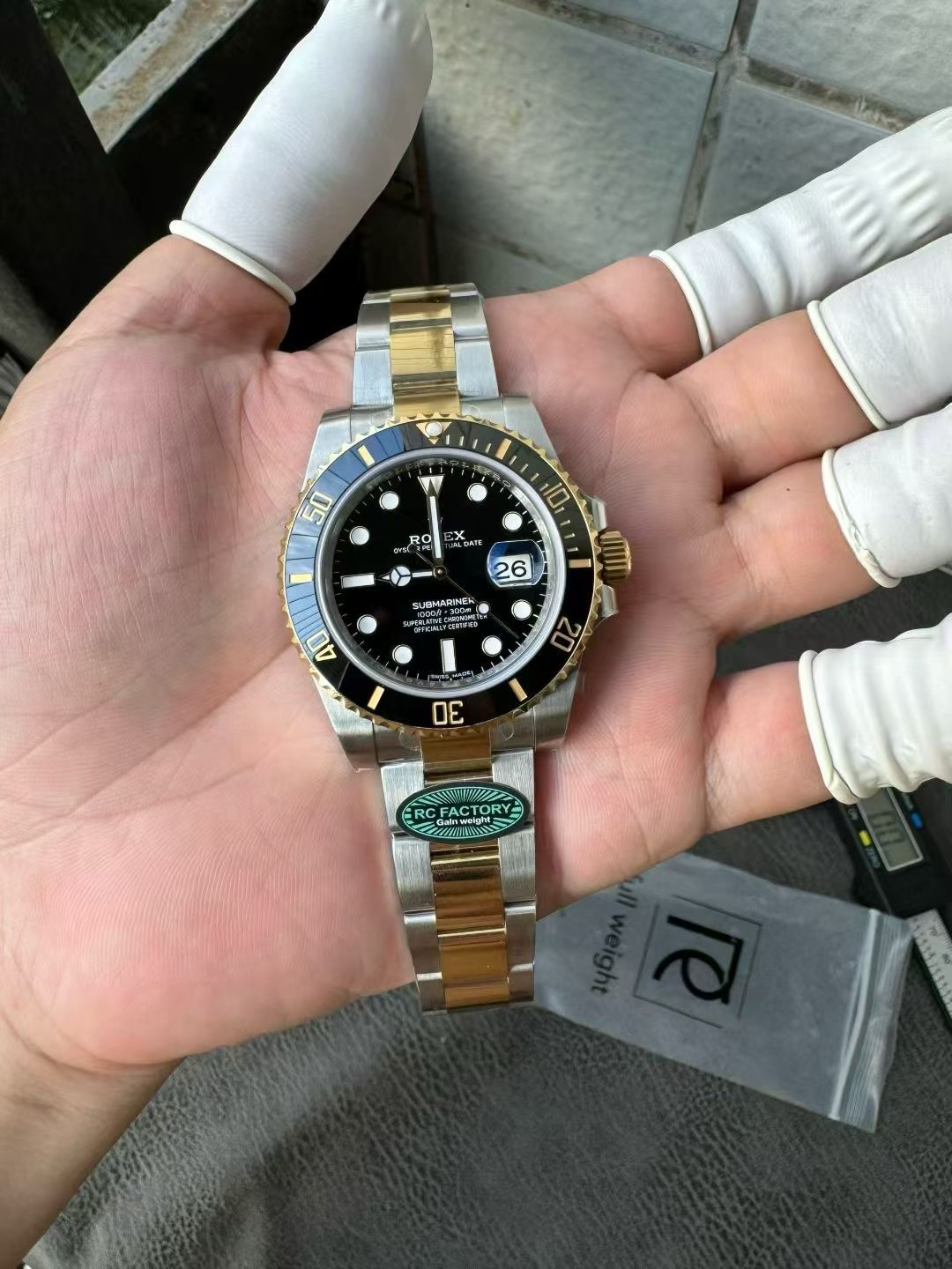 NO:386288,RC counterweight room gold black water ghost, Dandong movement,19860909RC 配重间金黑水鬼 ,丹东机芯,,Watch