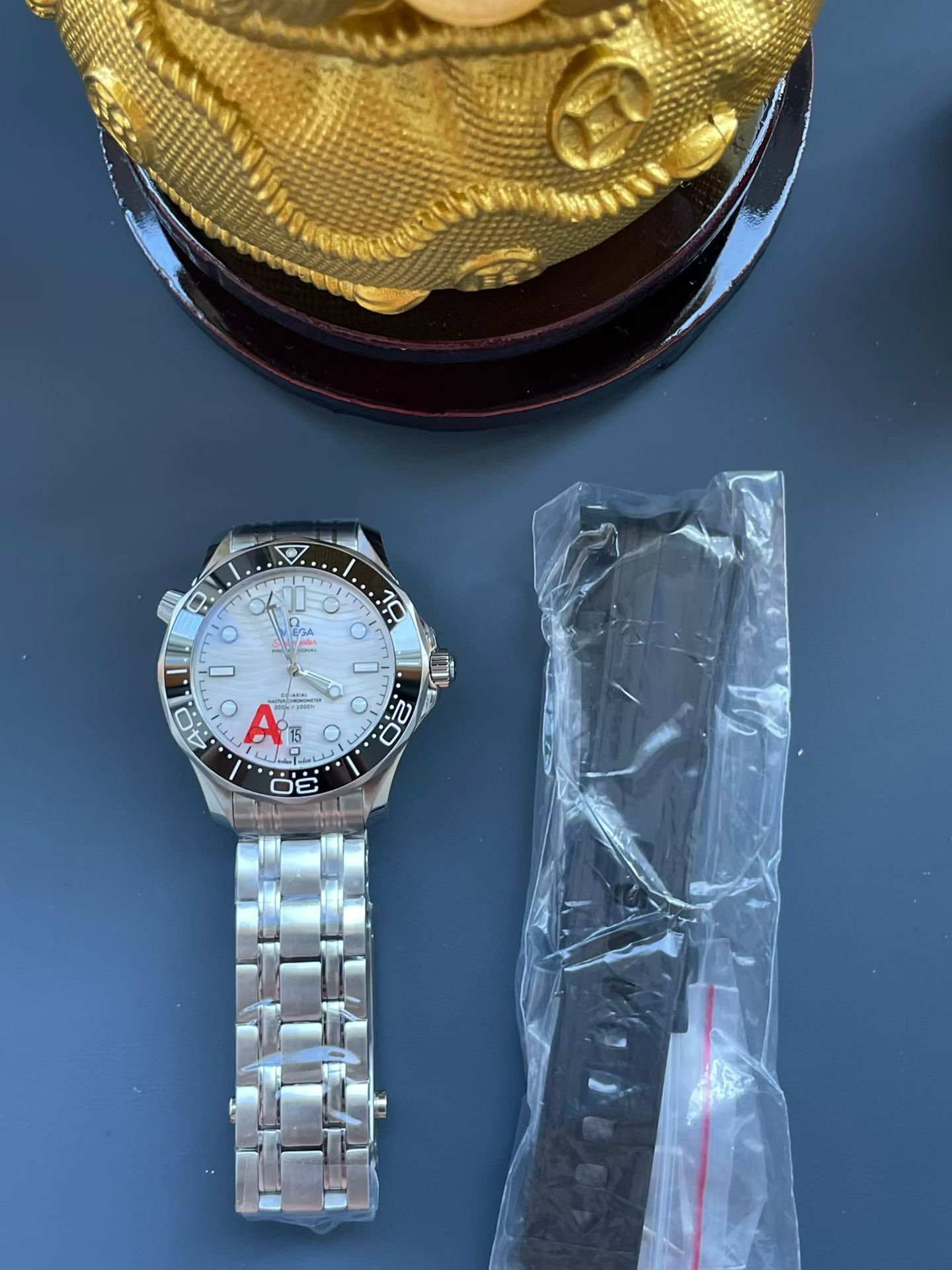 NO:553089,VS Haima white steel, integrated movement - ready stock,19860909VS海马白钢,一体机芯-现货,,Watch