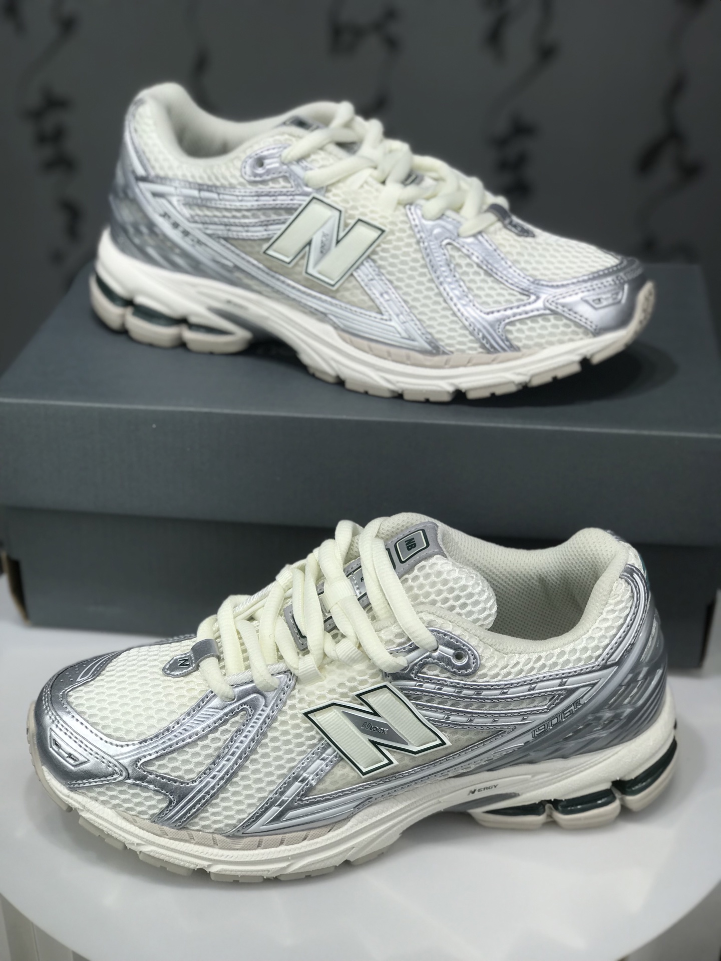 NB1906系列! 全码出货! BC出品!原鞋 原材料 原档案开发,正品代工的品控 每片底模全部只用一轮,欢迎对比市面所有所谓虚高版本货!