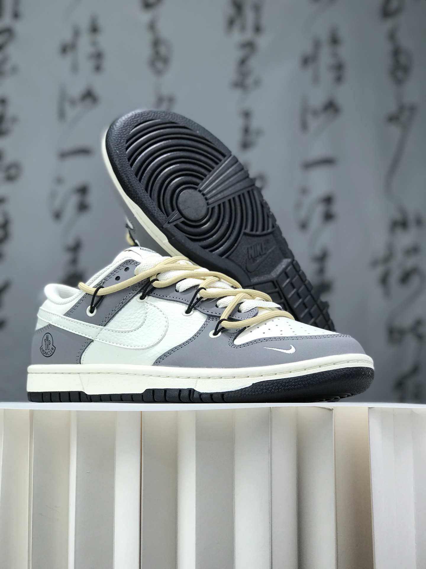 福利特价💰238双12特价福利海外爆款限量发售！高端定制低帮休闲板鞋 定制鞋盒 大厂纯原品质出货 超高清洁度 皮料切割干净无任何毛边 细节完美 Size:36 36.5 37.5 38 38.5 39 40 40.5 41 42 42.5 43 44 44.5 45