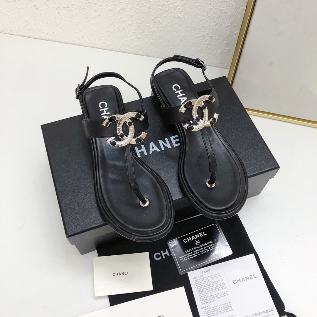 Chanel Zapatos Sandalias Cuero de vaca Dermis Piel oveja Colección primavera – verano