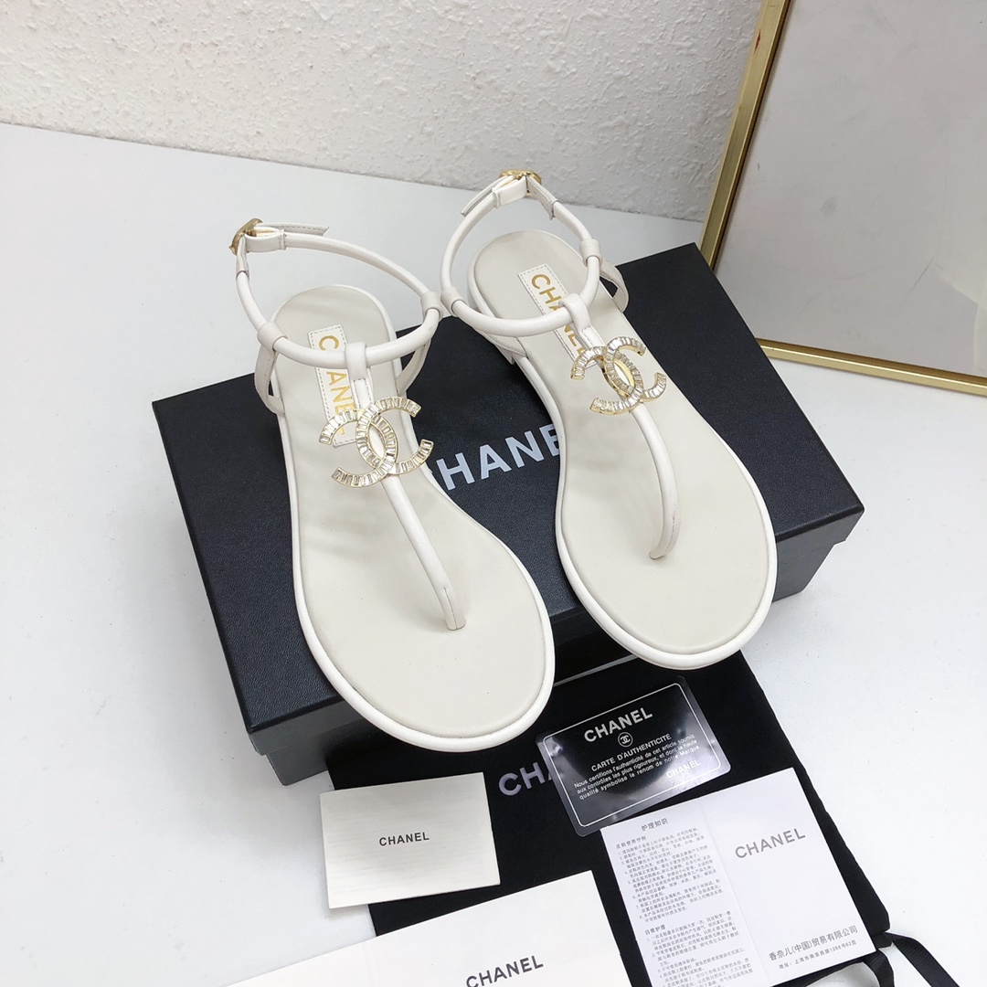 Chanel Zapatos Sandalias Cuero de vaca Dermis Piel oveja Colección primavera – verano