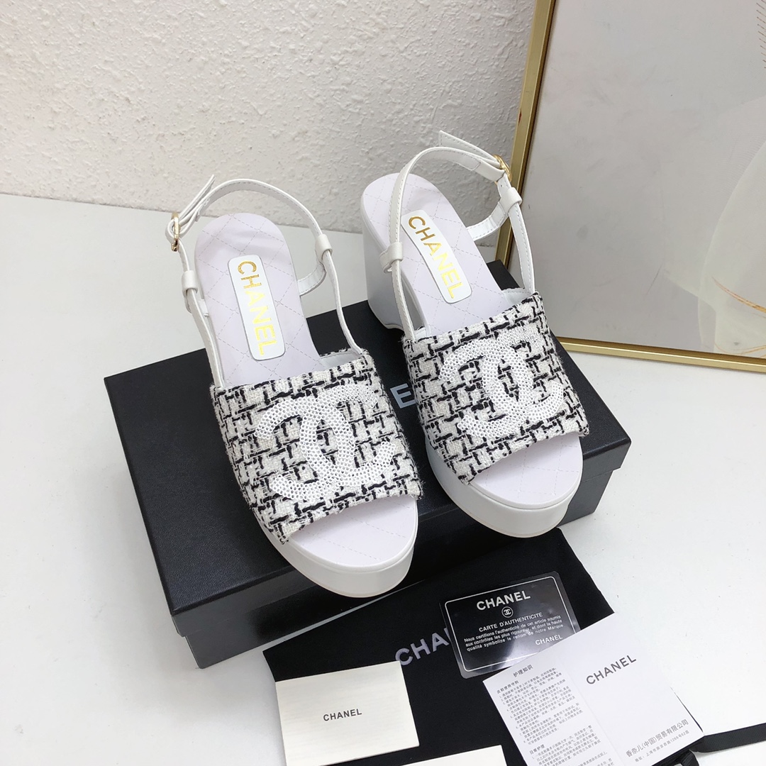 Chanel Zapatos Sandalias Pantuflas Piel de oveja Colección primavera – verano