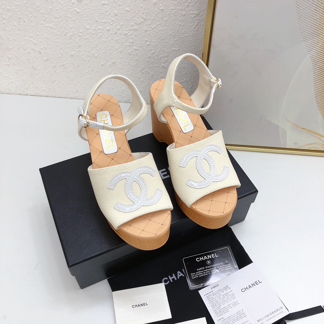 Chanel Zapatos Sandalias Pantuflas Piel de oveja Colección primavera – verano