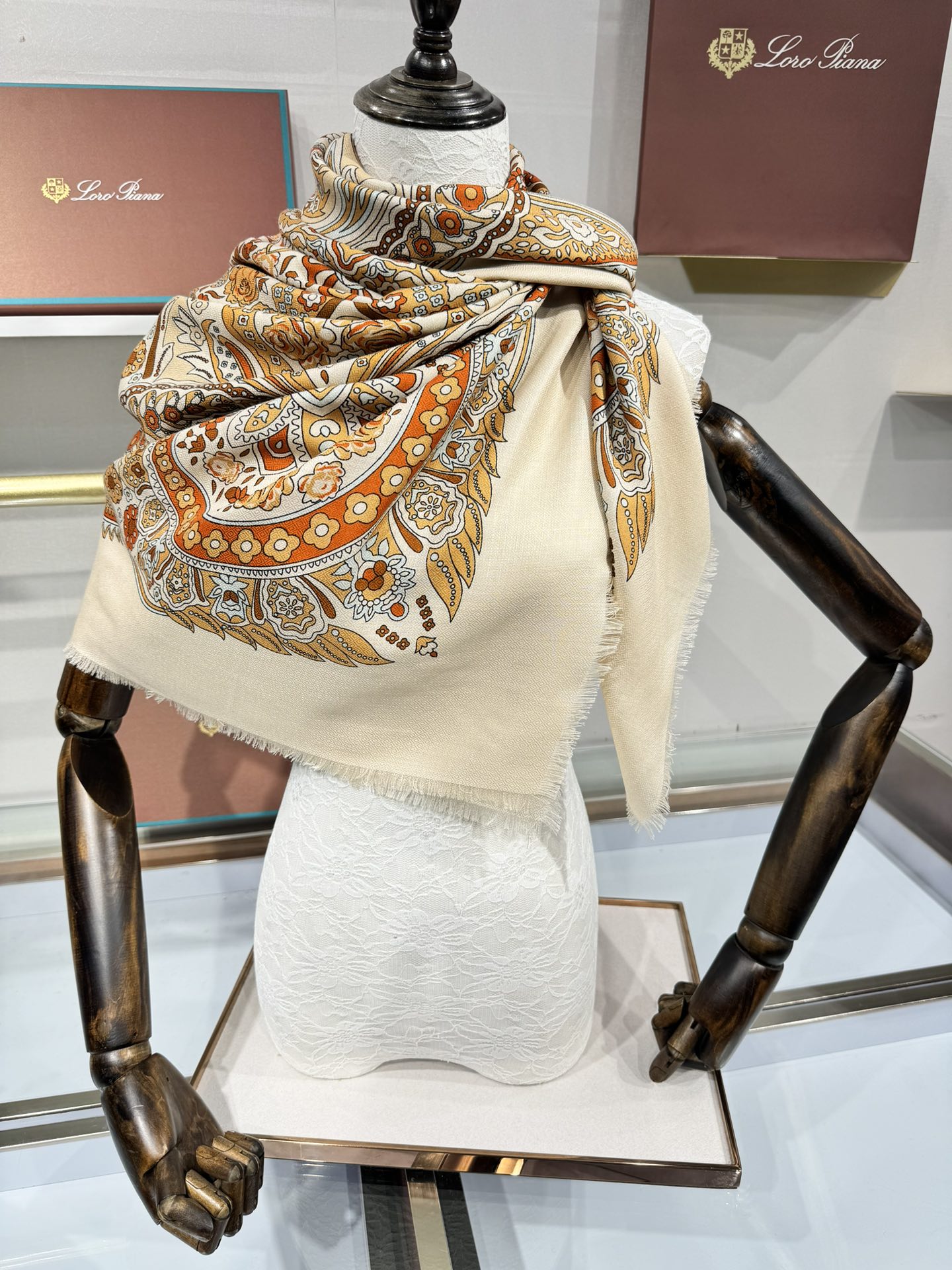 💟秋冬新作💞奢华的极其优雅低调.只有1w＋才有的规格水准❗️】说实话，真的是羊绒界最注重顶尖工艺的，面料