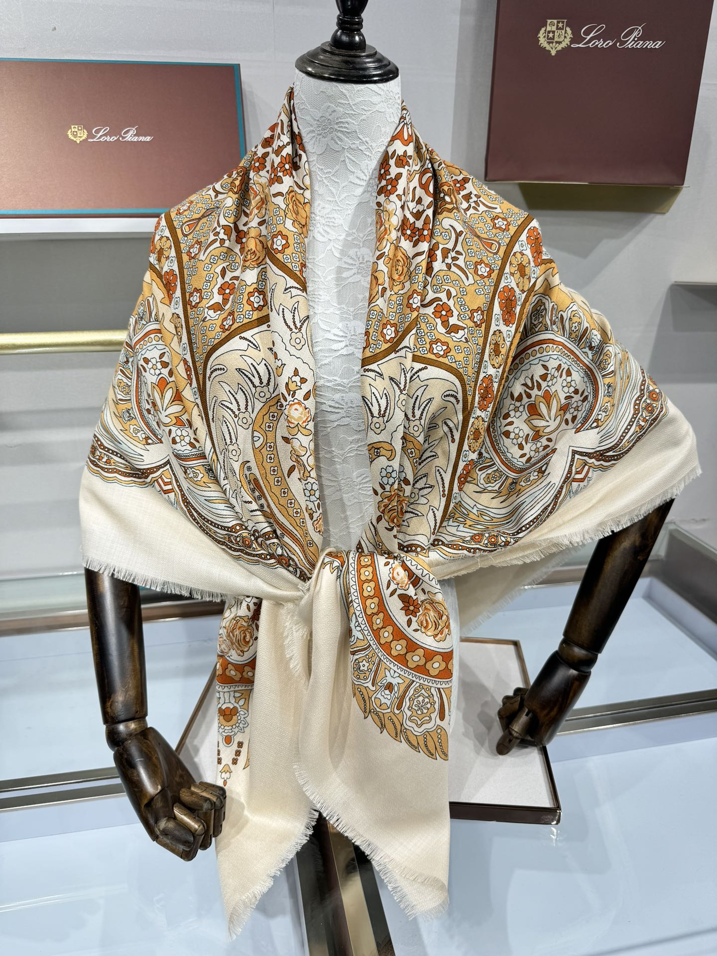 💟秋冬新作💞奢华的极其优雅低调.只有1w＋才有的规格水准❗️】说实话，真的是羊绒界最注重顶尖工艺的，面料