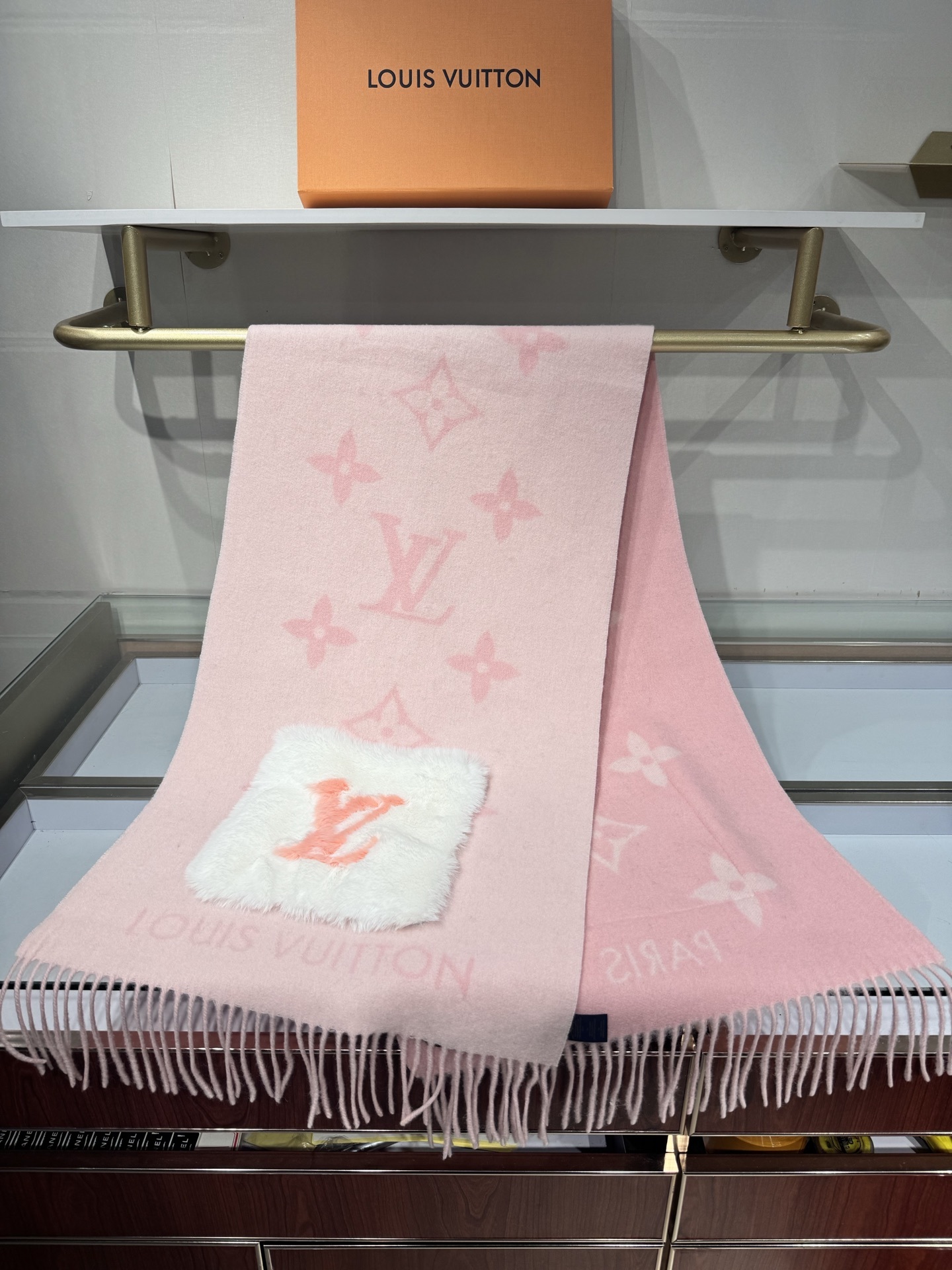 💟2025年 千呼万唤始出来,厂里跟单出来的,终于等到了大驴家口袋披肩,本款 Cold Reykjavi