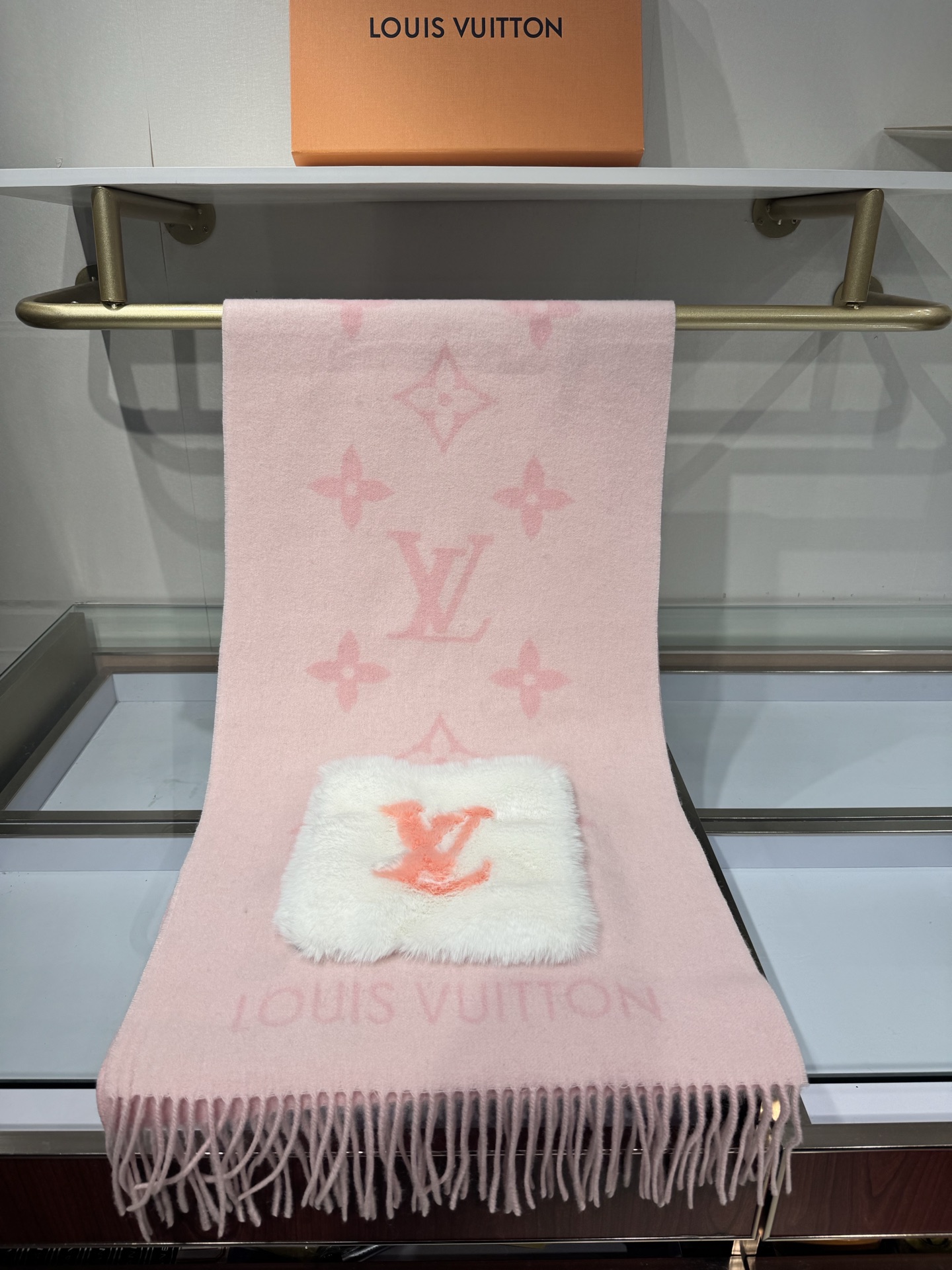 💟2025年 千呼万唤始出来,厂里跟单出来的,终于等到了大驴家口袋披肩,本款 Cold Reykjavi