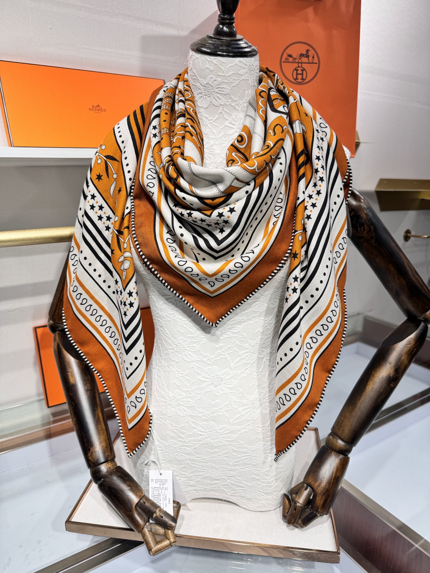 💟2025年H家秋冬抢先 上新 亚马逊的庆典💞【双面同色丝毛方巾】手工卷边山羊绒和真丝混纺披肩（70%山