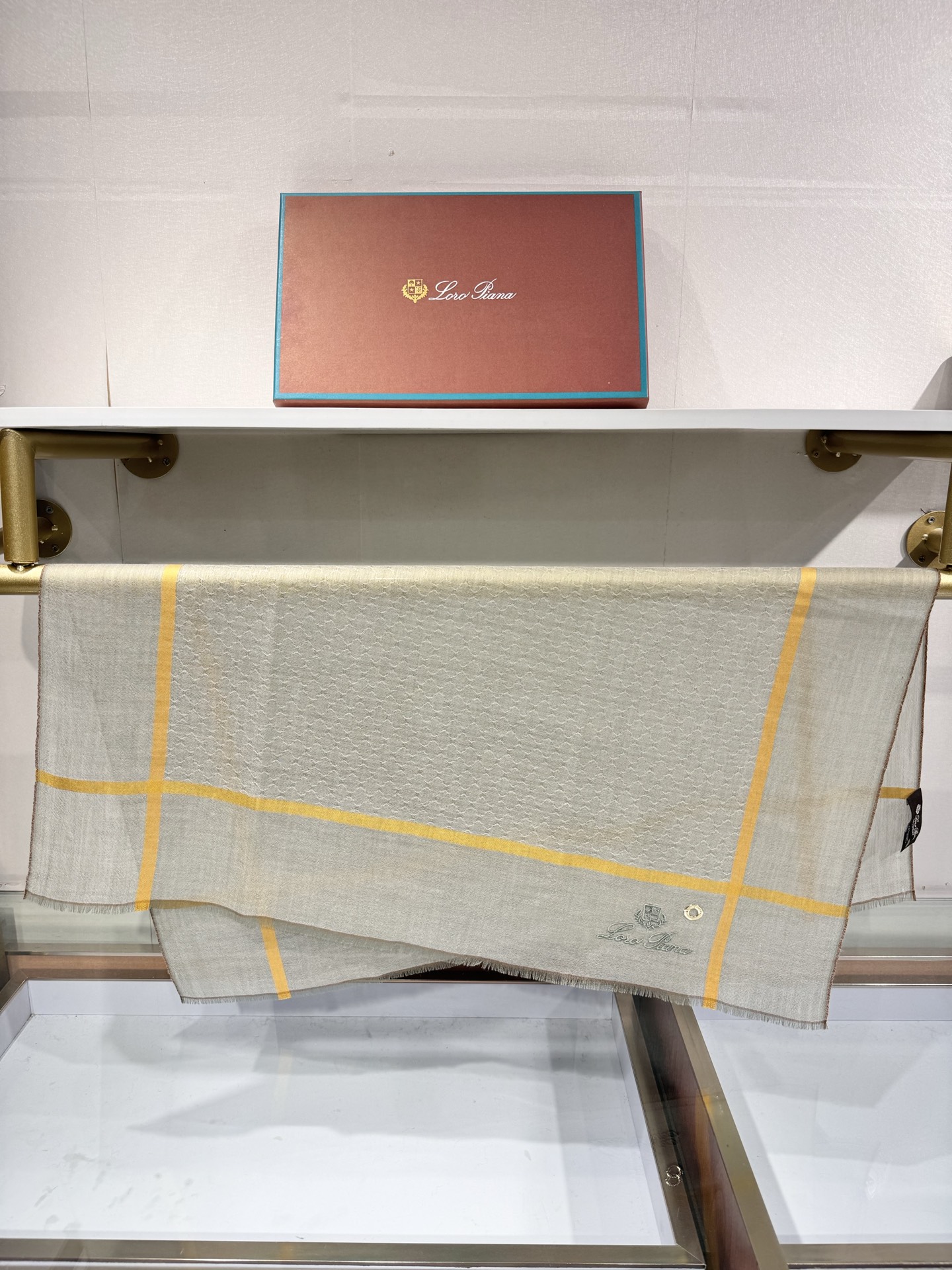 💟🎨💫罗罗皮雅娜【LP腰果图案羊绒长巾】LP羊绒世家，羊绒界的新贵，只做最好的皮雅娜❗自己可以去看看哦，