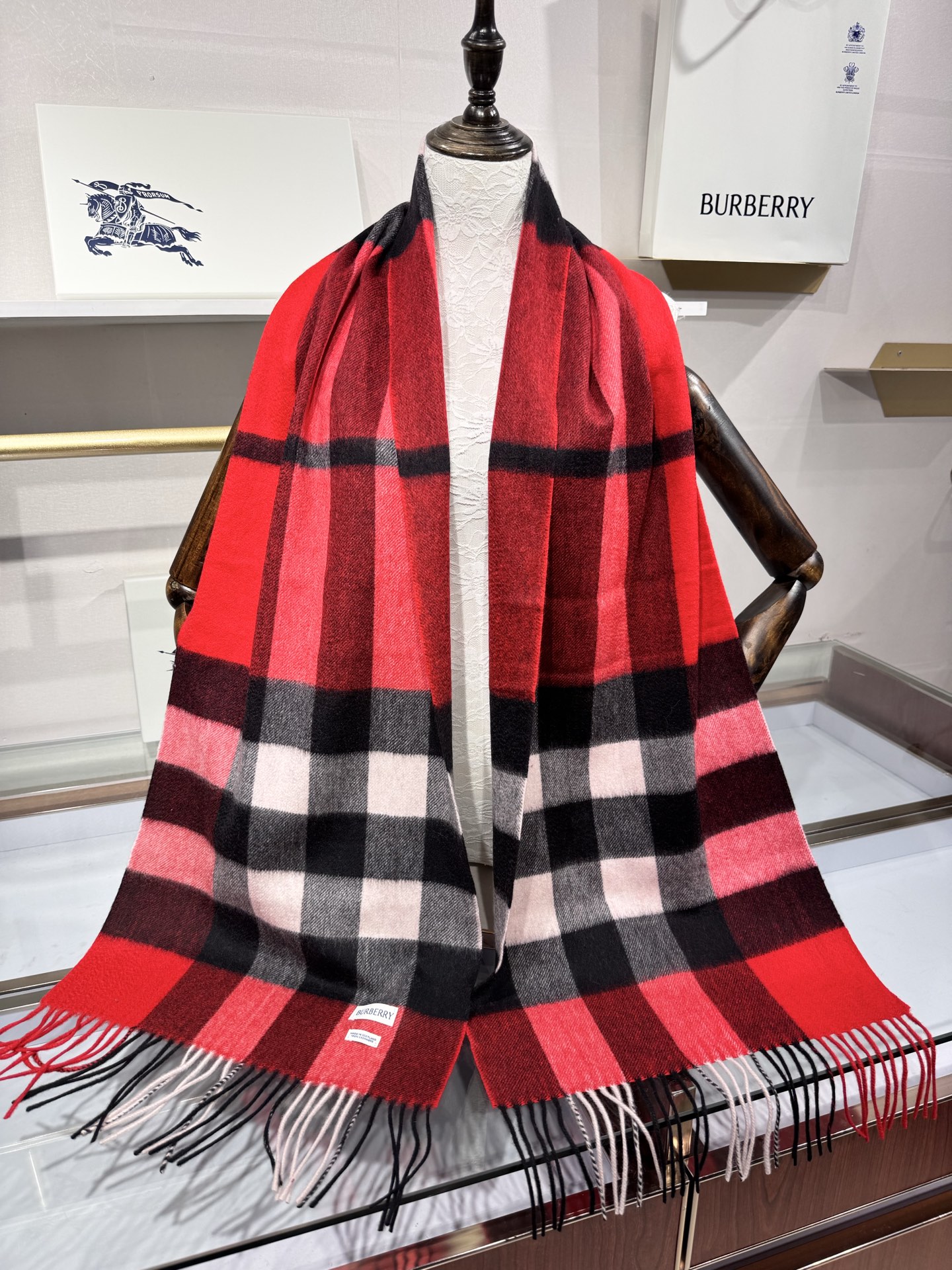 💟爆款补单到，越做越好 💟一百个赞[强][强]自留款[OK]柔软如糯[OK]Burberry巴宝莉最新原