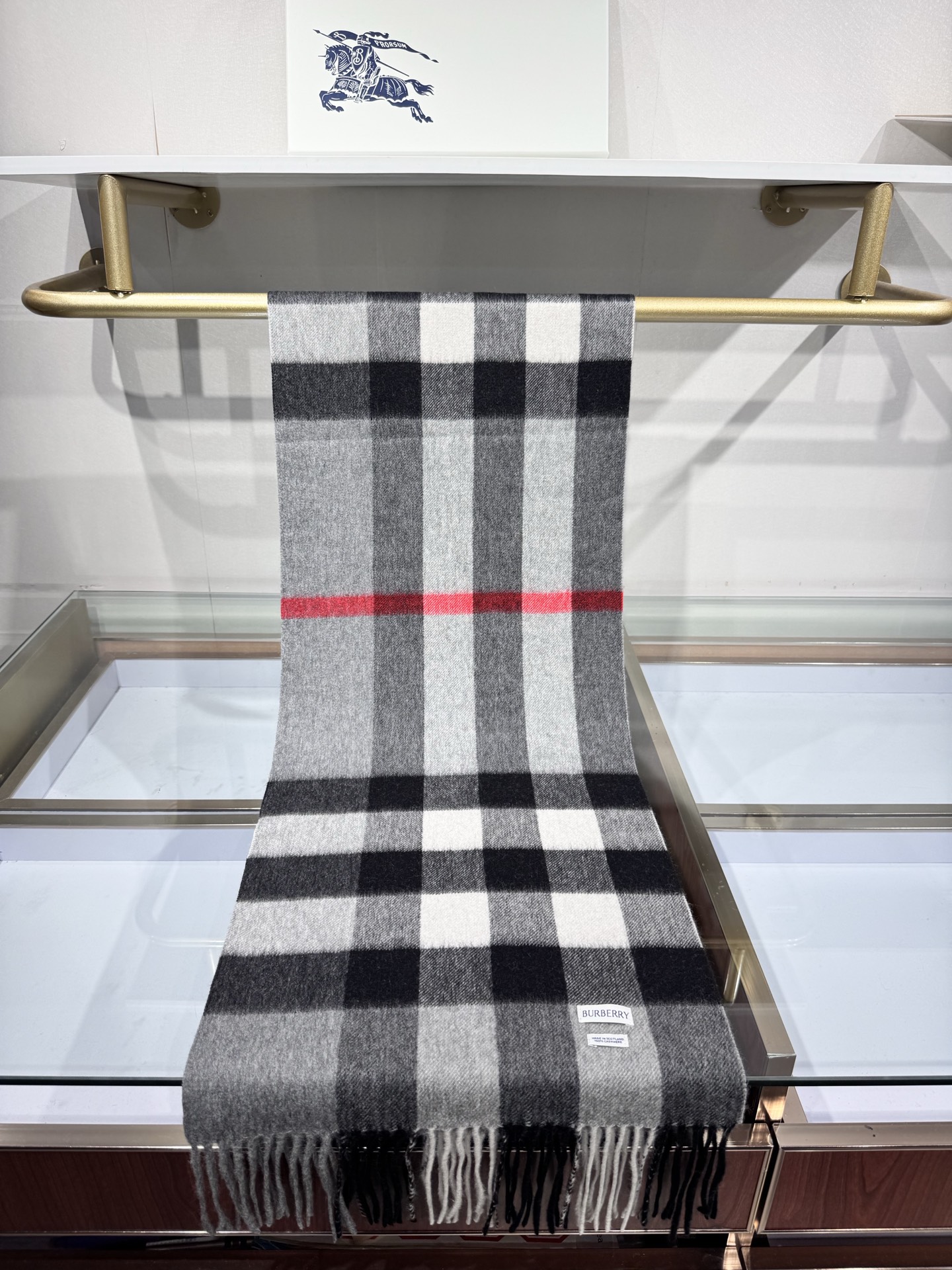 💟爆款补单到，越做越好 💟一百个赞[强][强]自留款[OK]柔软如糯[OK]Burberry巴宝莉最新原