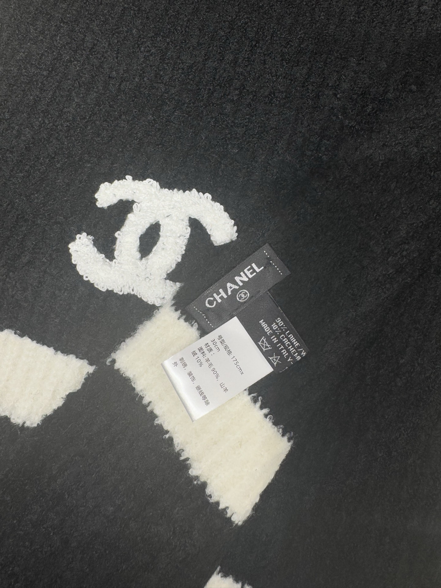 💟2025年💕上新🆕CHANEL【新款来袭】香奈儿专柜最新编织系列！这是一个特别稀有的款式，这也是小香家