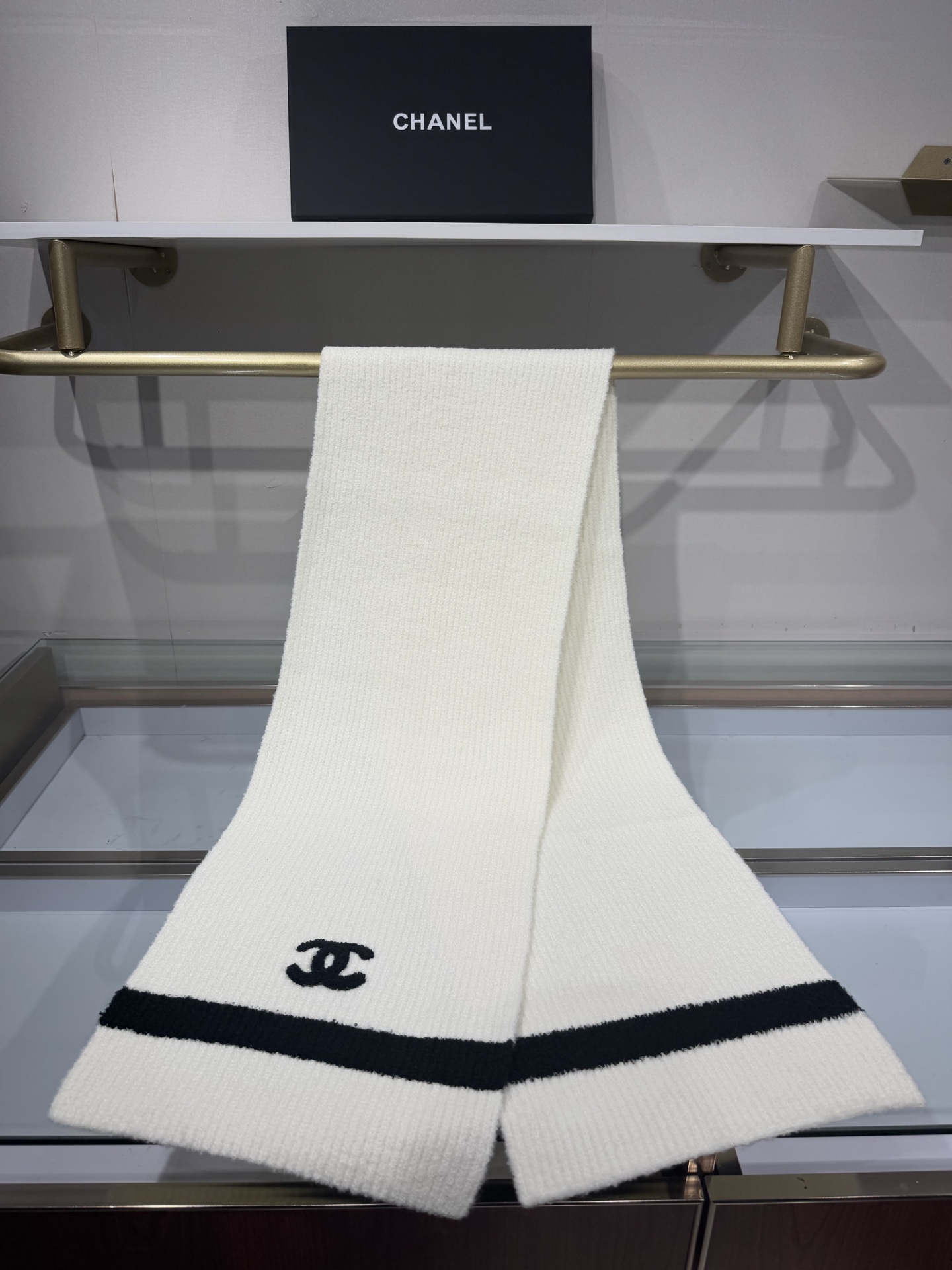 💟2025年💕上新🆕CHANEL【新款来袭】香奈儿专柜最新编织系列！这是一个特别稀有的款式，这也是小香家