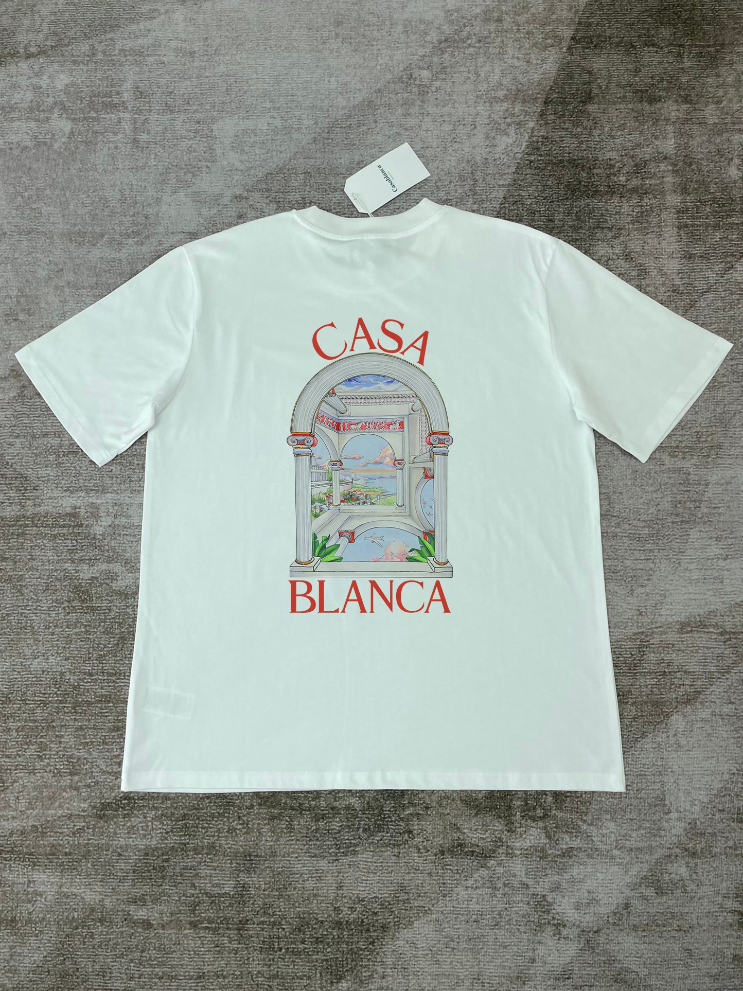 P70
新款卡萨布兰卡CASABLANCA短袖T恤 原版开发 采用250克高密度双纱纯棉面料 上身柔软舒适
进口设备 原版印花 色彩鲜艳清晰   
国内一线品牌代工厂代工 做工无可挑剔