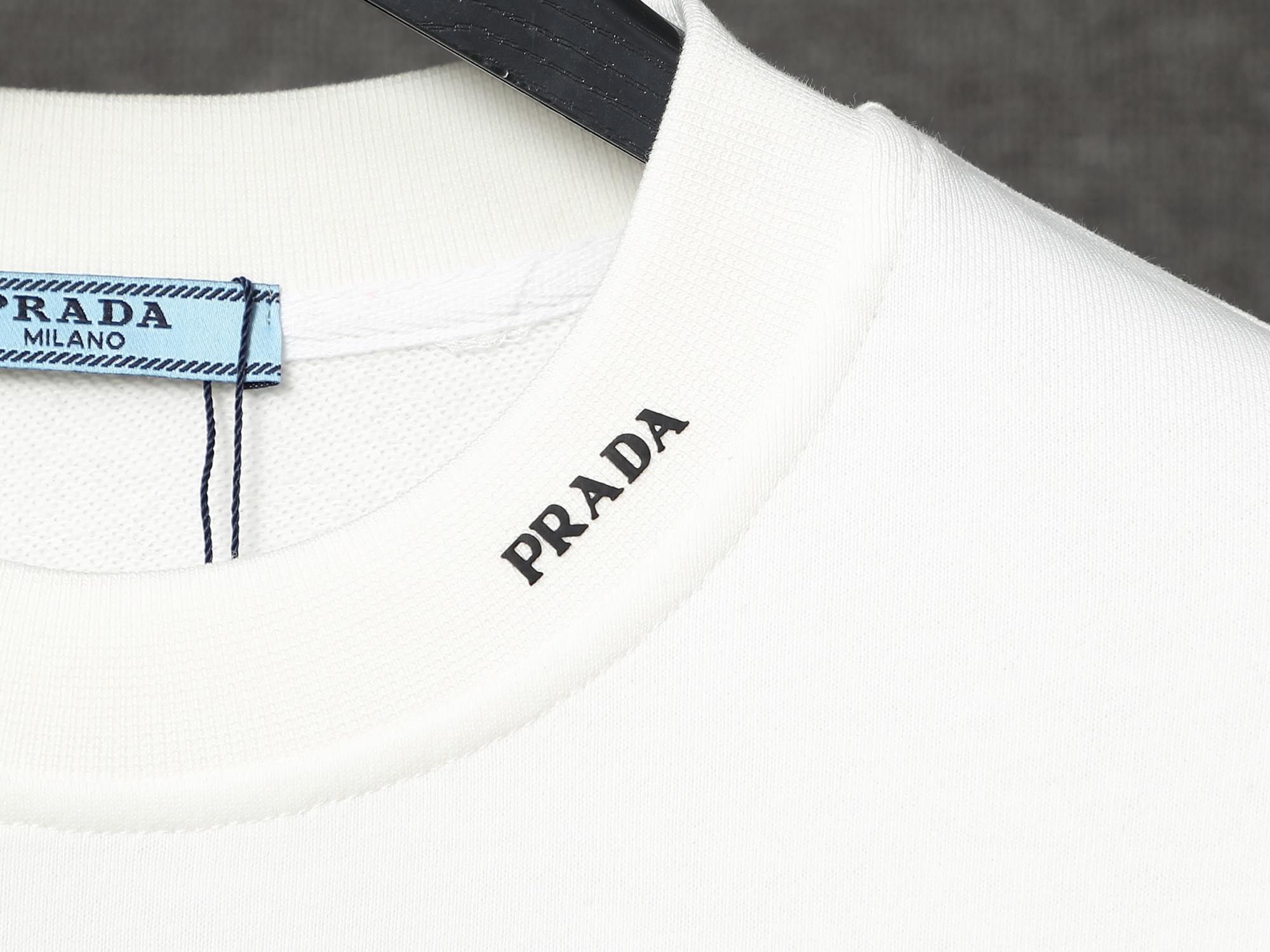 프라다 남성 긴팔 133080 Prada Long Sleeve 썸네일 이미지