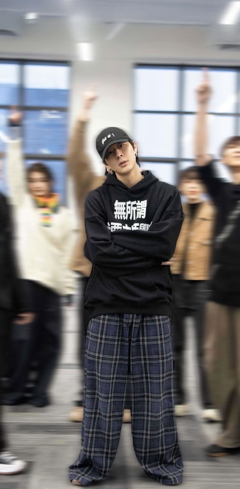 _dwv9six_N5Lqi9QyAfsMl7J9wGrcfT6NaRRUf0g