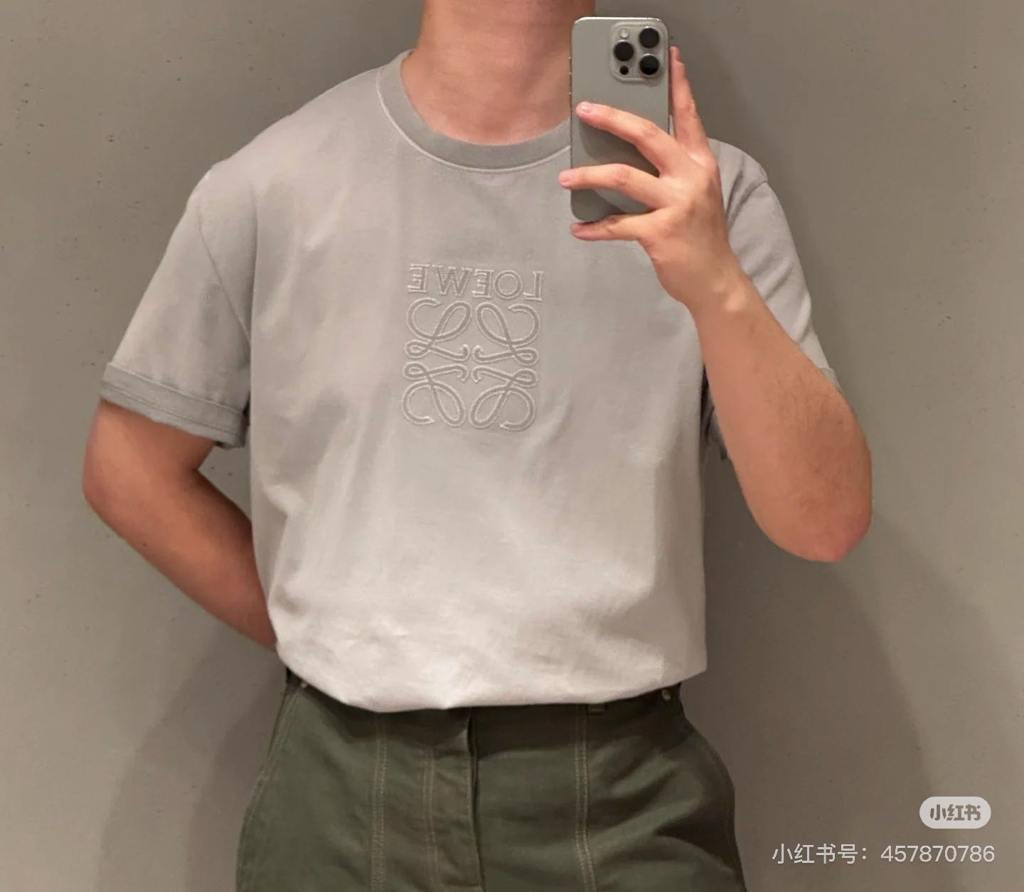 Loewe罗意威｜Anagram刺绣短袖(灰色、牛油果绿)