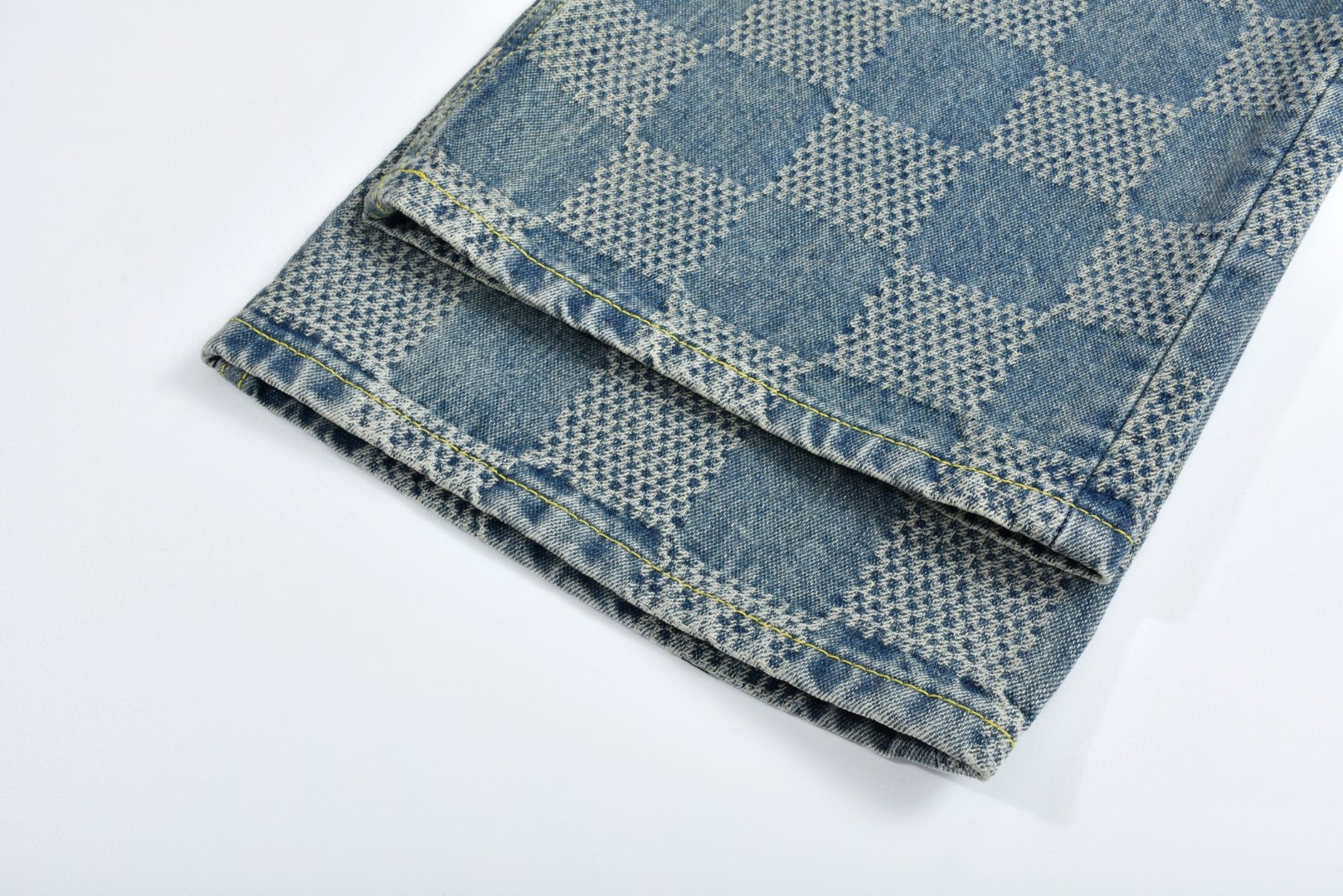 Louis Vuitton路易威登24SS 棋盘格牛仔长裤-Chinese UA Cheap High Quatity Brand Clothes Bags handbags Sneakers wholesale wholesaler seller from China Factory suppliers Fashion Clothing Shoes best Quality Beautiful Price Louis Vuitton路易威登24SS 棋盘格牛仔长裤