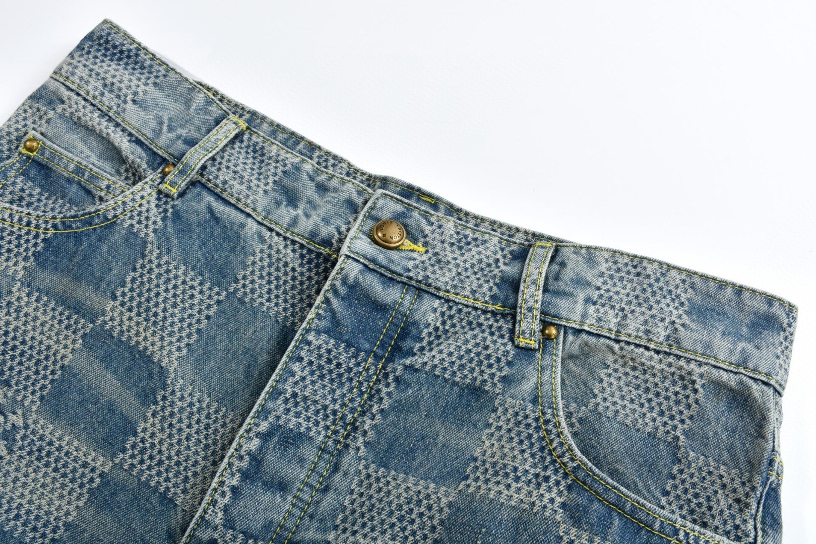 Louis Vuitton路易威登24SS 棋盘格牛仔长裤-Chinese UA Cheap High Quatity Brand Clothes Bags handbags Sneakers wholesale wholesaler seller from China Factory suppliers Fashion Clothing Shoes best Quality Beautiful Price Louis Vuitton路易威登24SS 棋盘格牛仔长裤