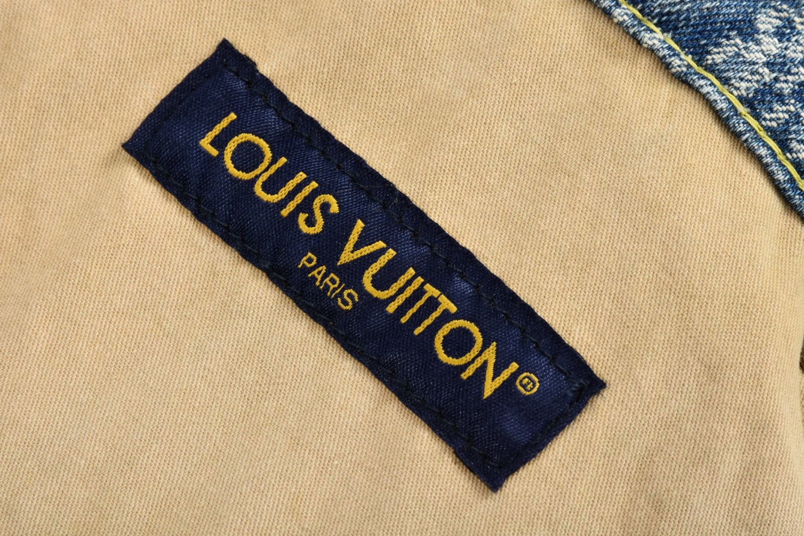 Louis Vuitton路易威登24SS 棋盘格牛仔长裤-Chinese UA Cheap High Quatity Brand Clothes Bags handbags Sneakers wholesale wholesaler seller from China Factory suppliers Fashion Clothing Shoes best Quality Beautiful Price Louis Vuitton路易威登24SS 棋盘格牛仔长裤