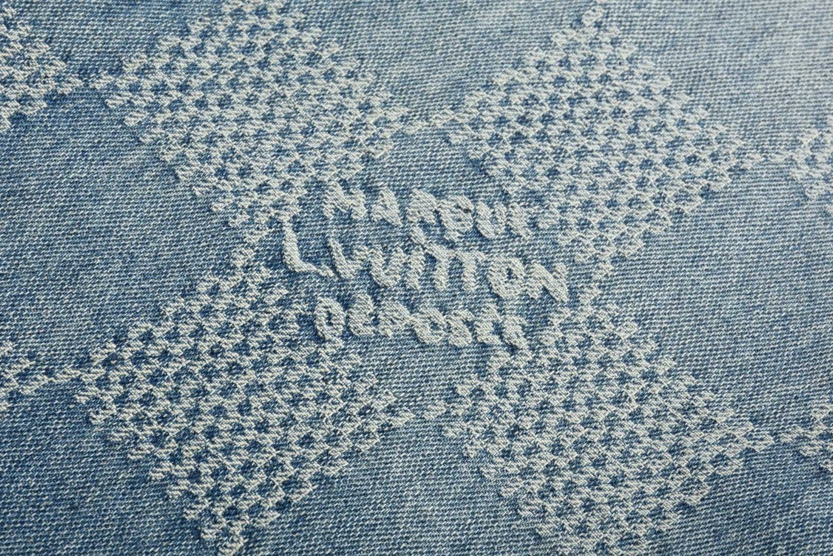 Louis Vuitton路易威登24SS 棋盘格牛仔长裤-Chinese UA Cheap High Quatity Brand Clothes Bags handbags Sneakers wholesale wholesaler seller from China Factory suppliers Fashion Clothing Shoes best Quality Beautiful Price Louis Vuitton路易威登24SS 棋盘格牛仔长裤