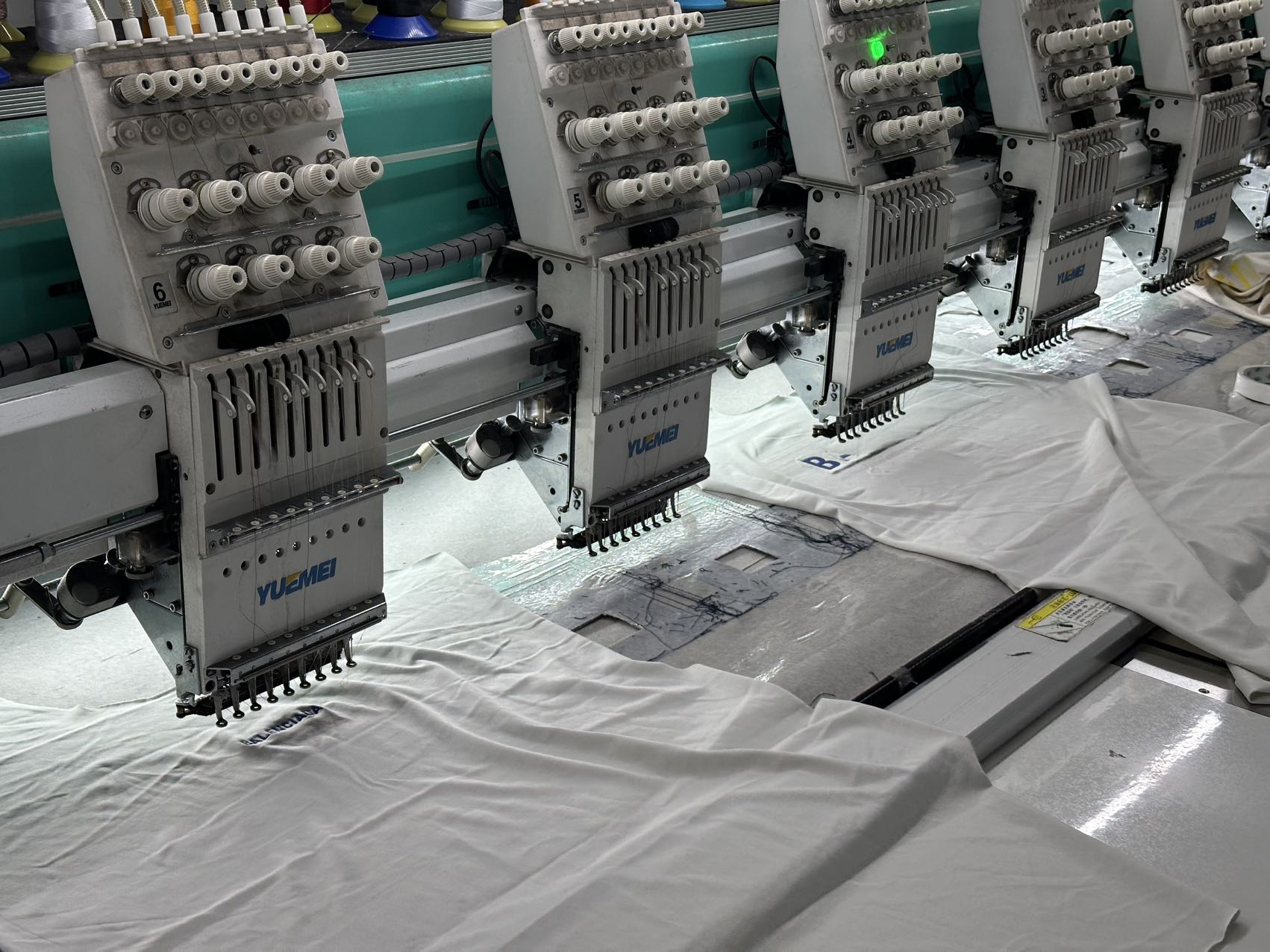 新款巴黎刺绣蓝字母 Balenciaga｜克莱因蓝前后刺绣字母T恤