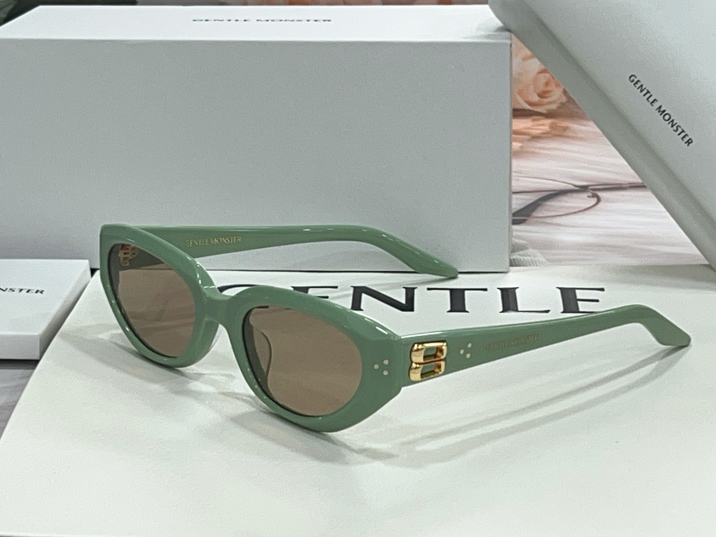 젠틀몬스터 던스 선글라스 73960 이미지 6