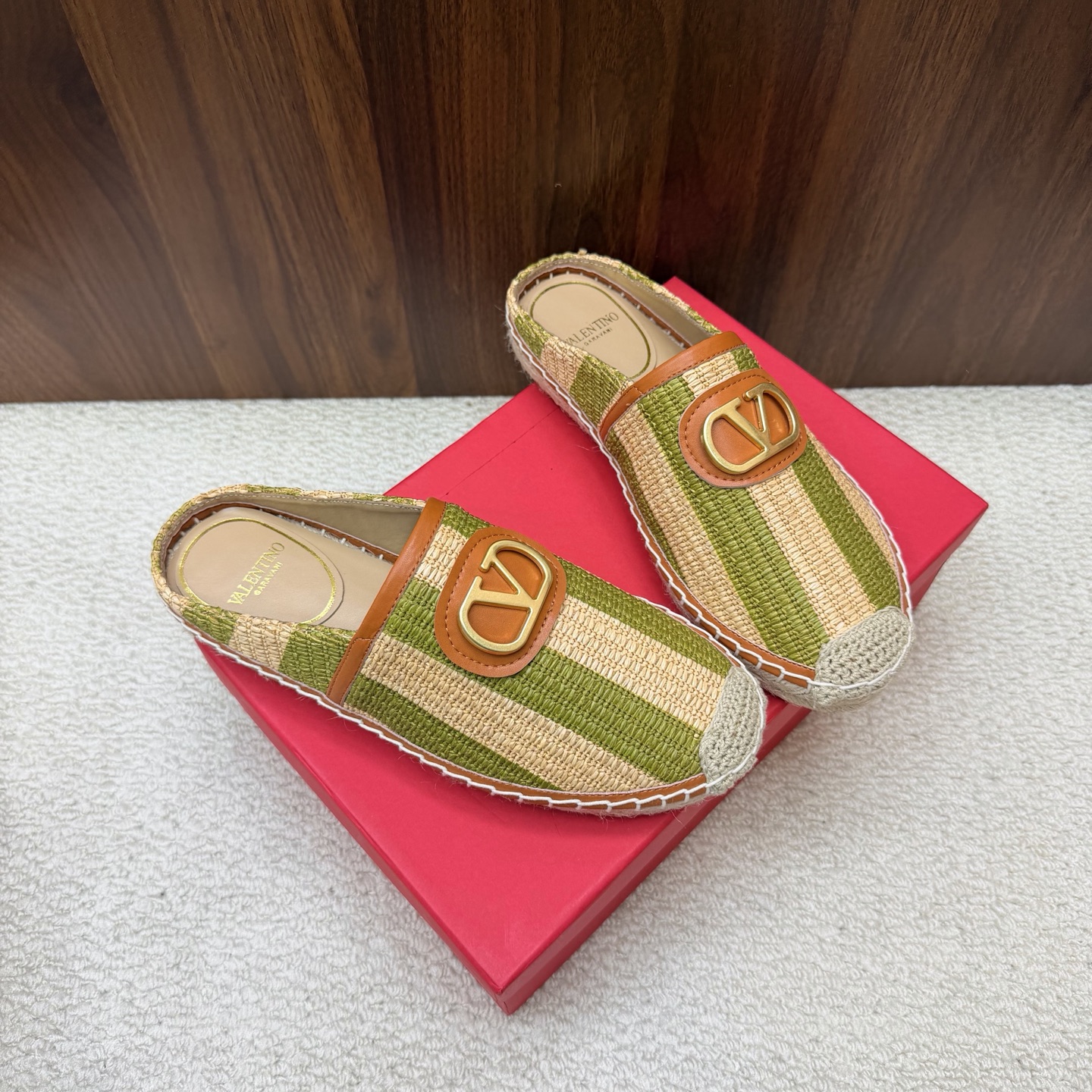 Valentino Mules