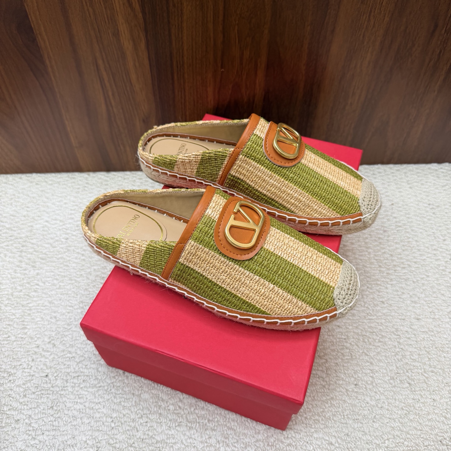 Valentino Mules