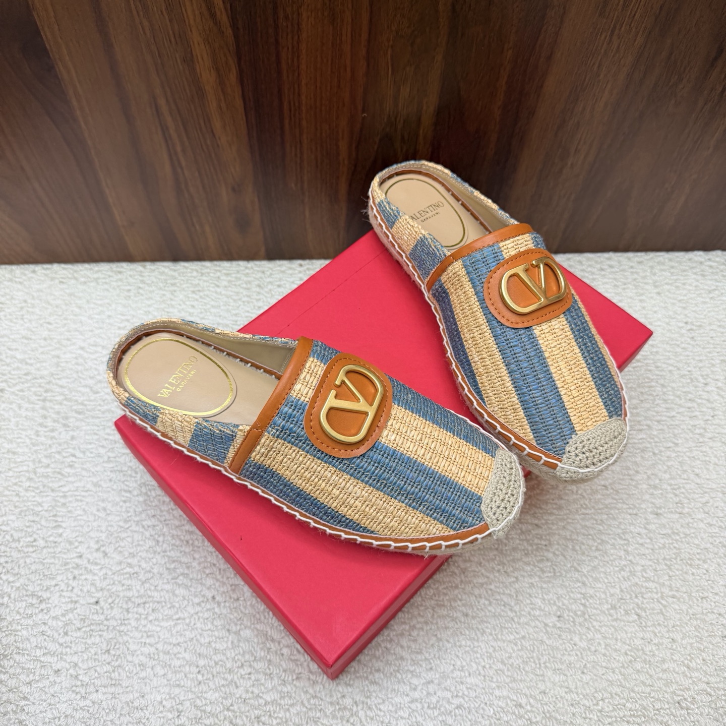 Valentino Mules
