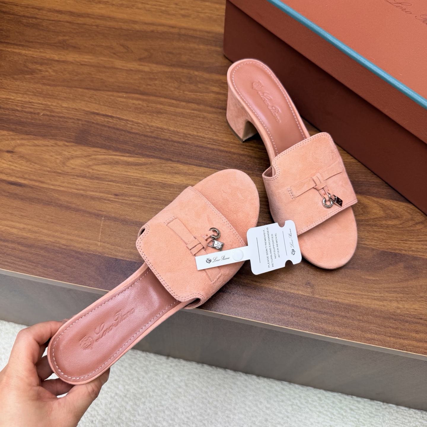 Loro Piana Slides