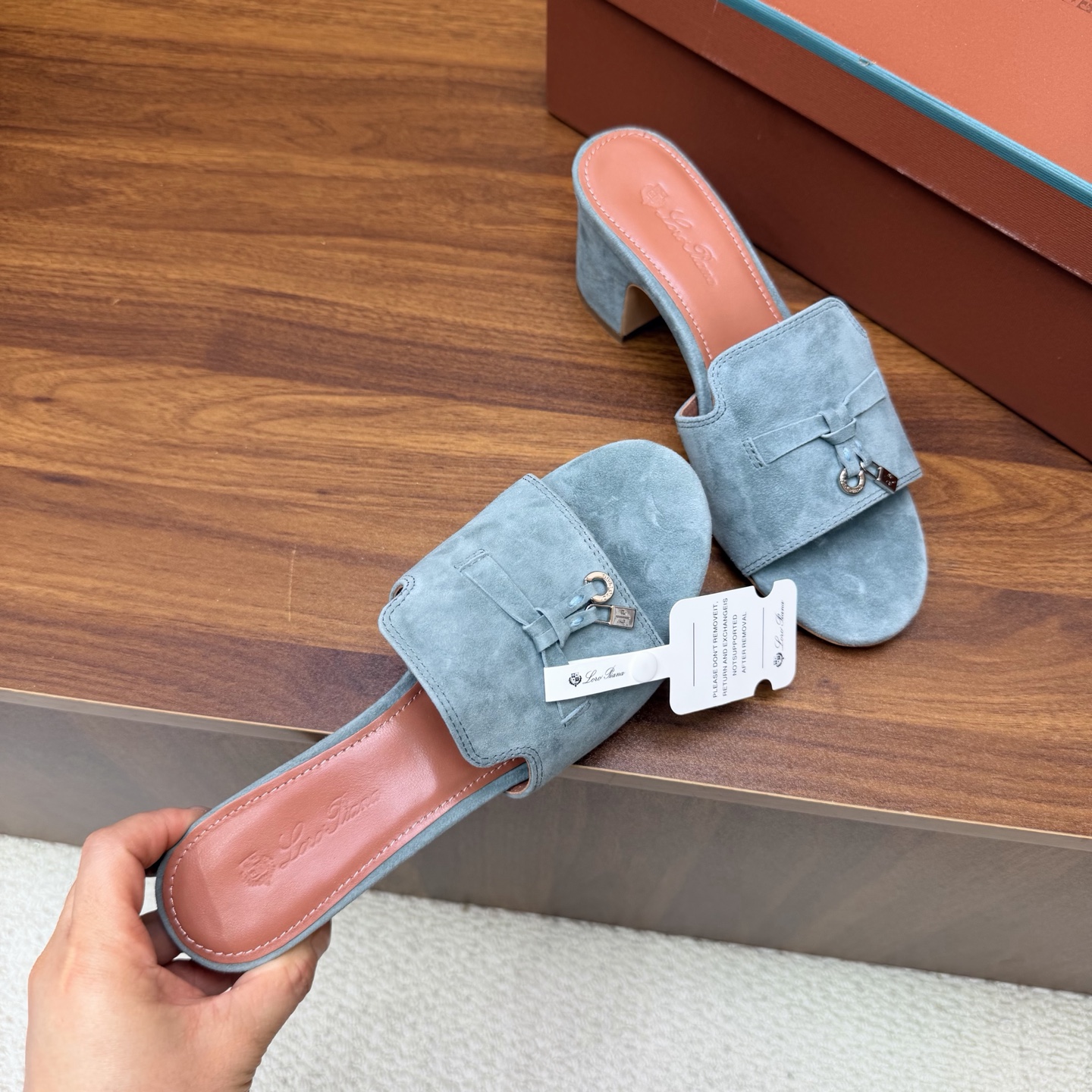 Loro Piana Slides