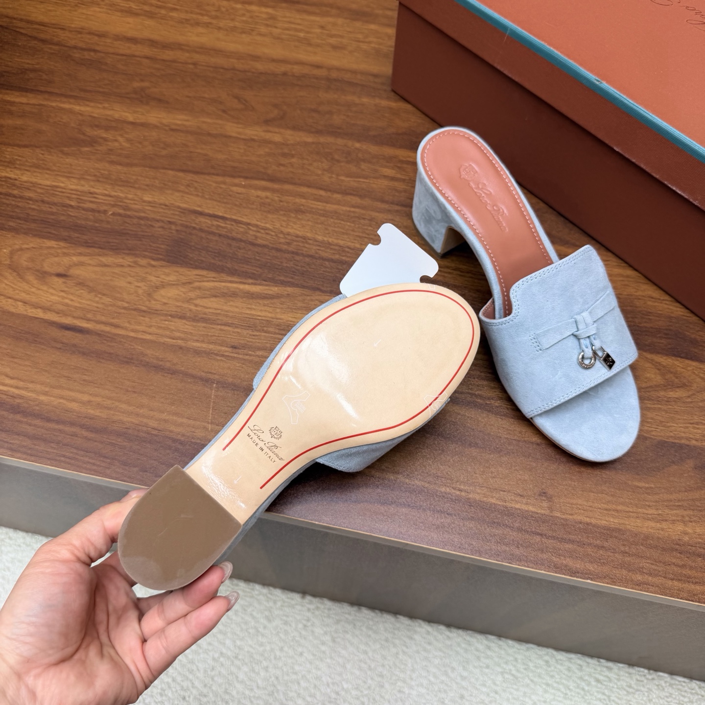 Loro Piana Slides