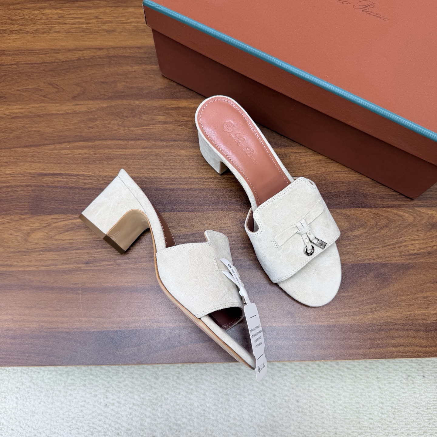 Loro Piana Slides