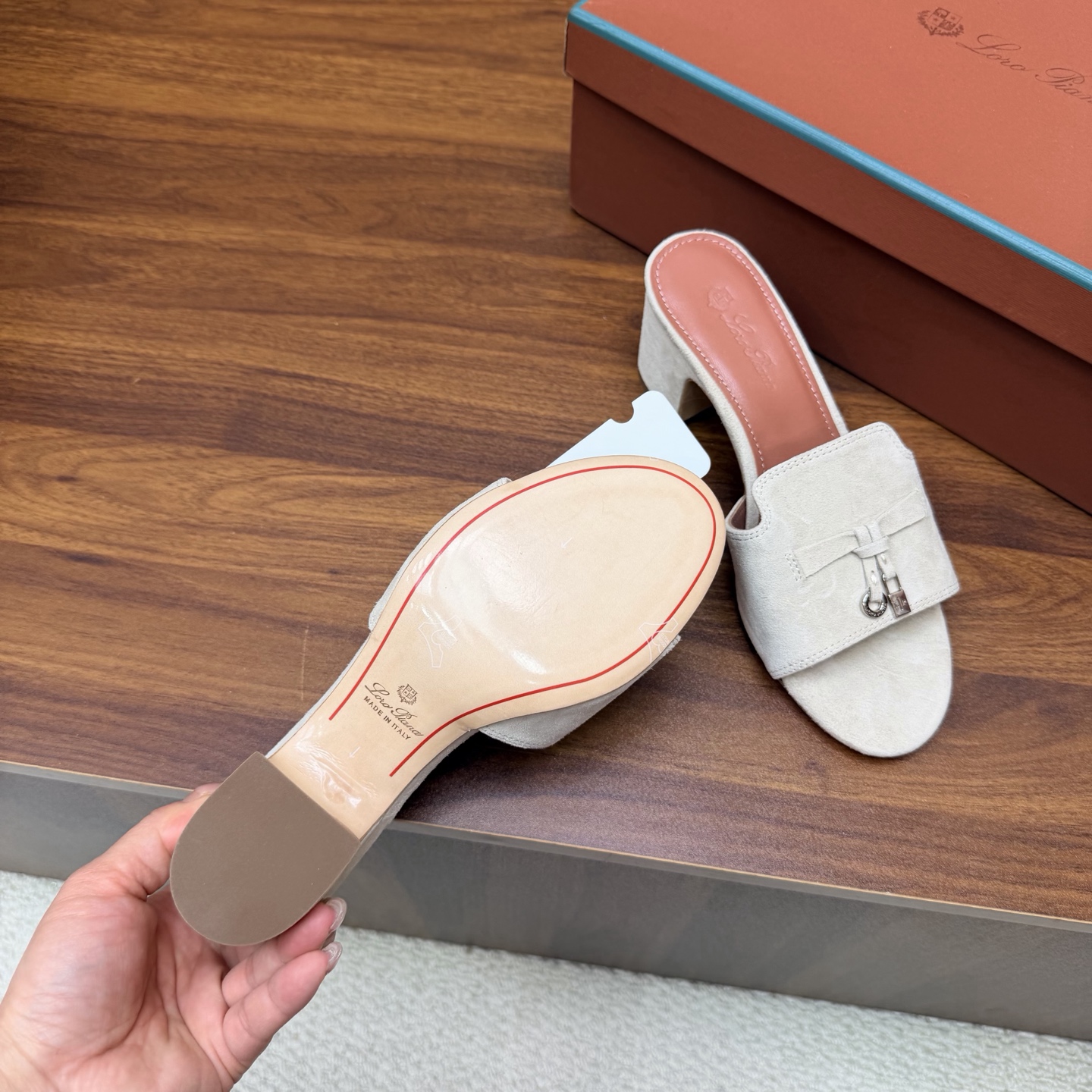 Loro Piana Slides